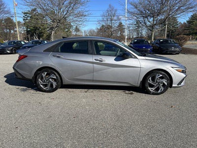 2025 Hyundai ELANTRA HYBRID SEL Sport
