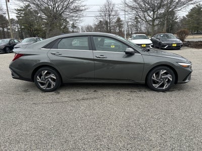 2026 Hyundai ELANTRA Limited