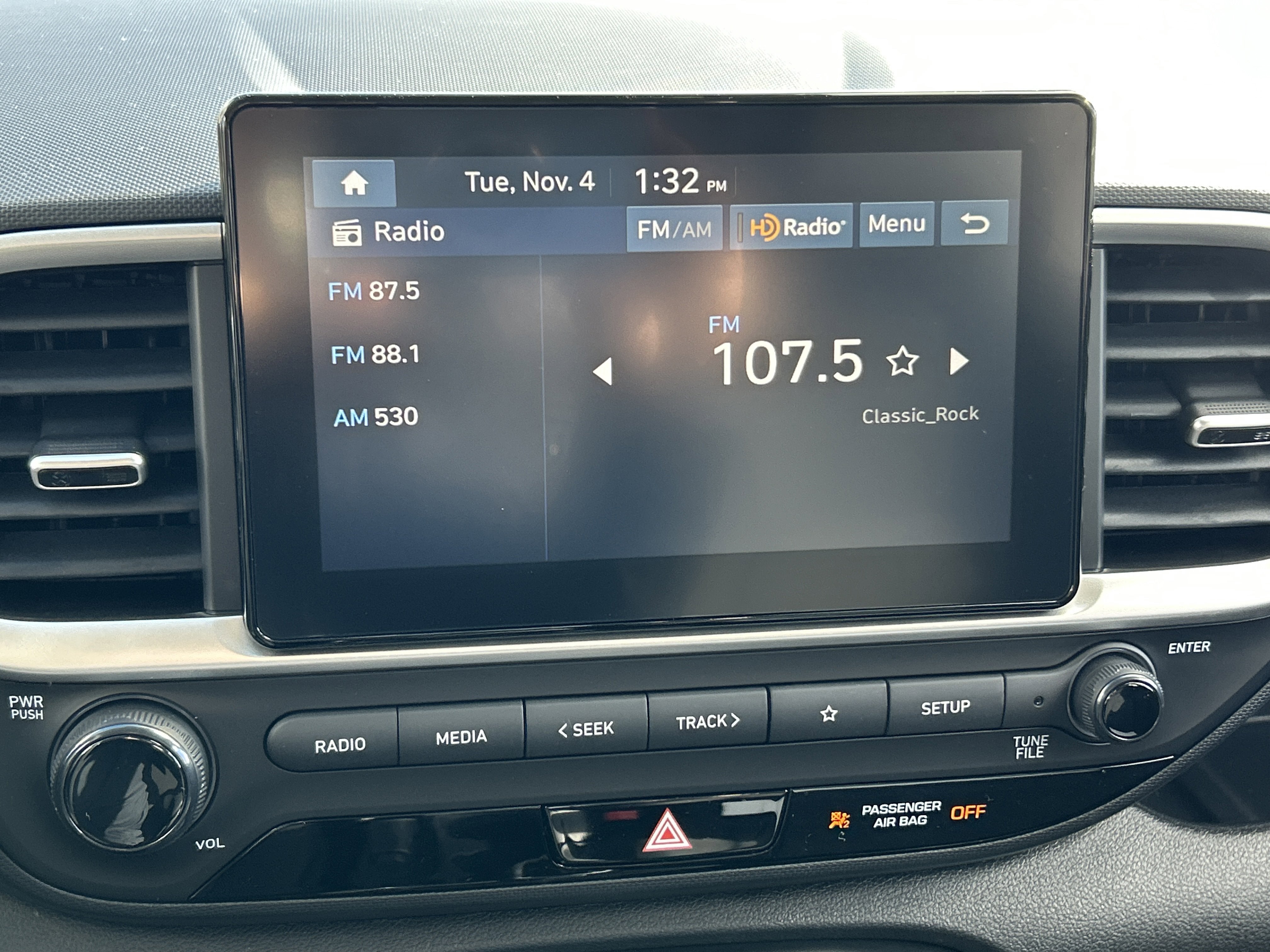 2026 Hyundai VENUE SE