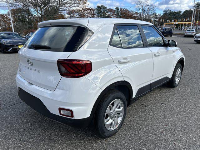 2026 Hyundai VENUE SE