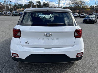 2026 Hyundai VENUE SE