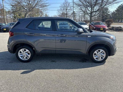 2026 Hyundai VENUE SE