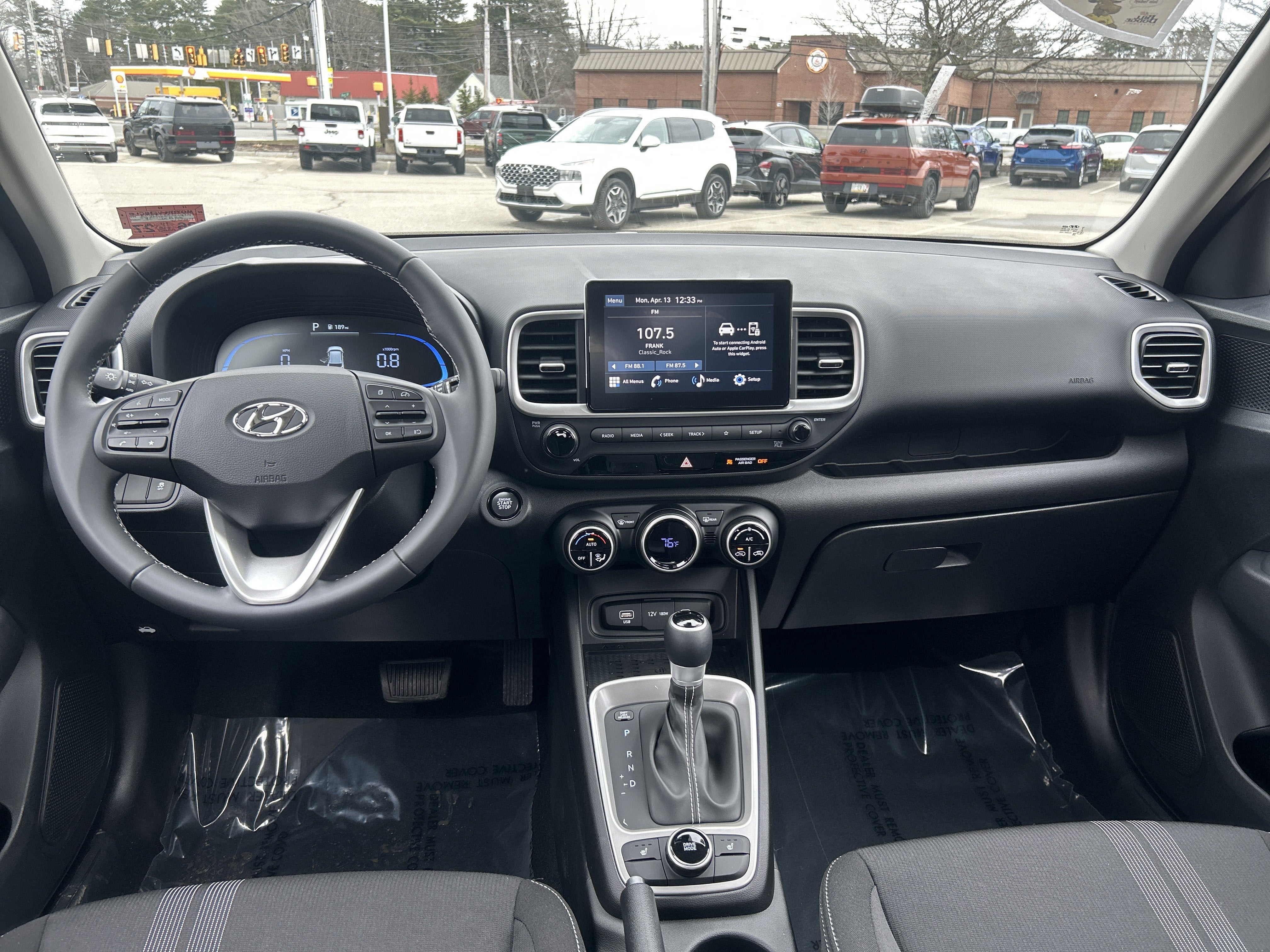 2026 Hyundai VENUE SEL