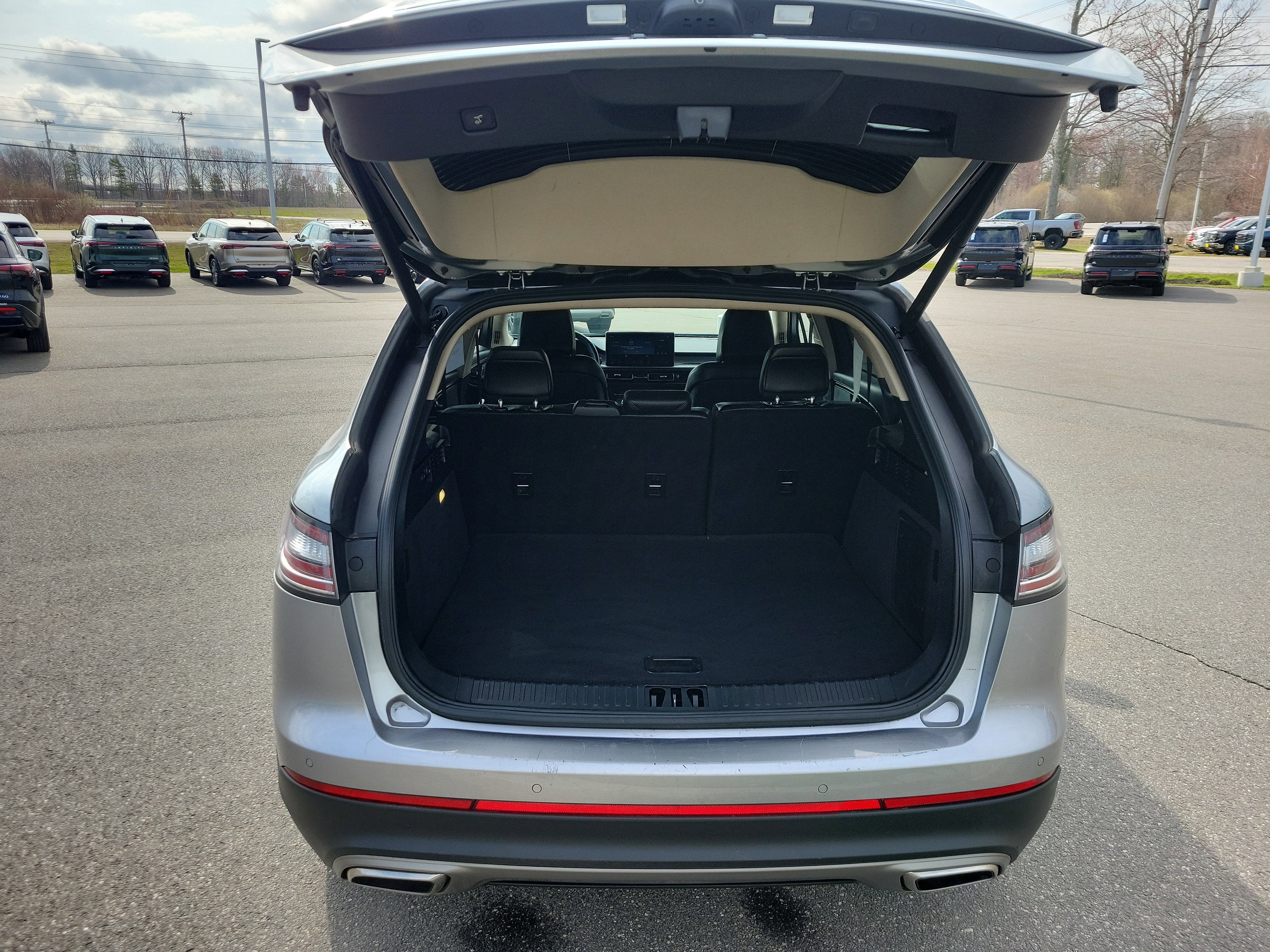 2023 Lincoln Nautilus Standard