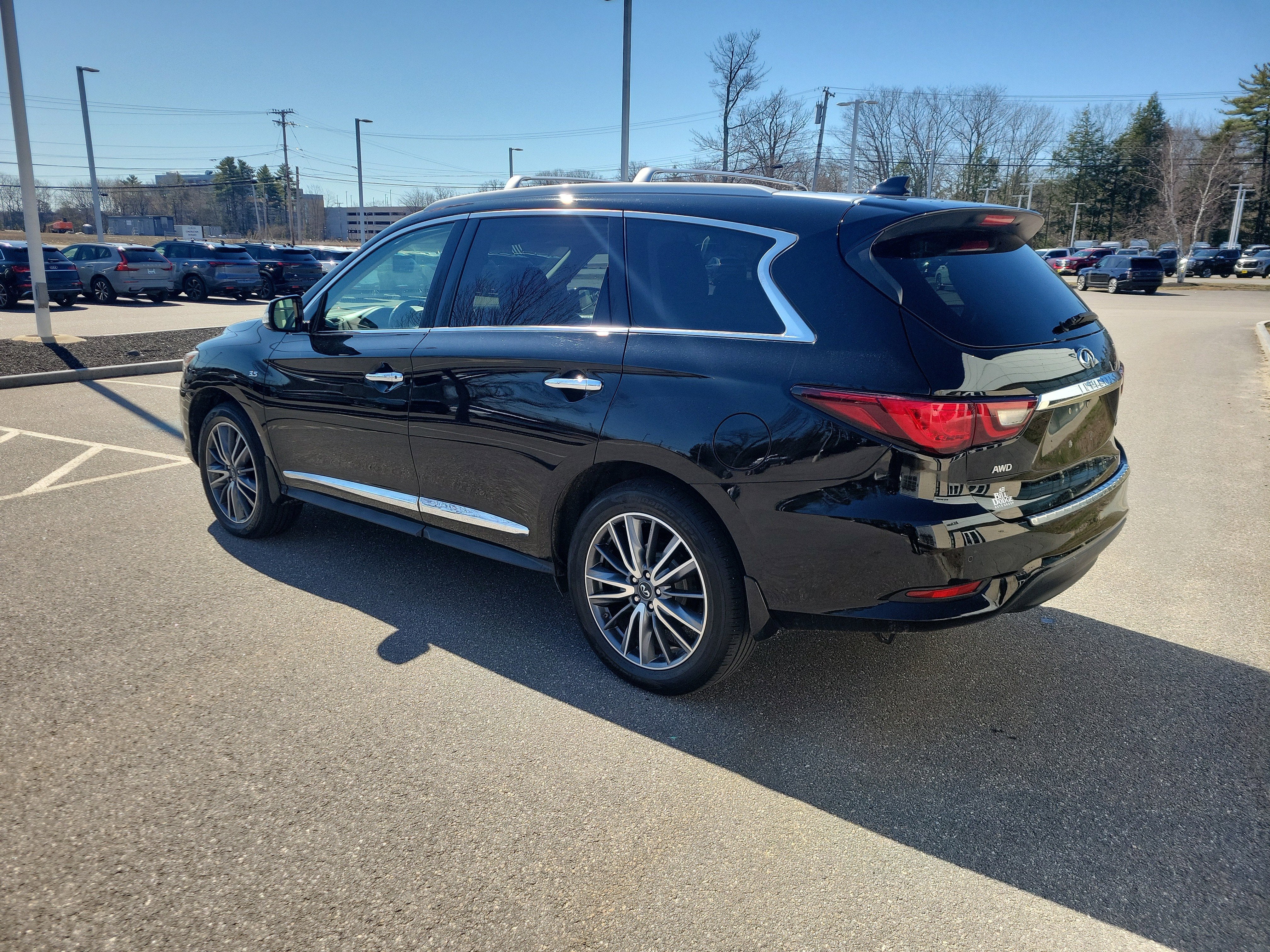 2019 INFINITI QX60 LUXE AWD