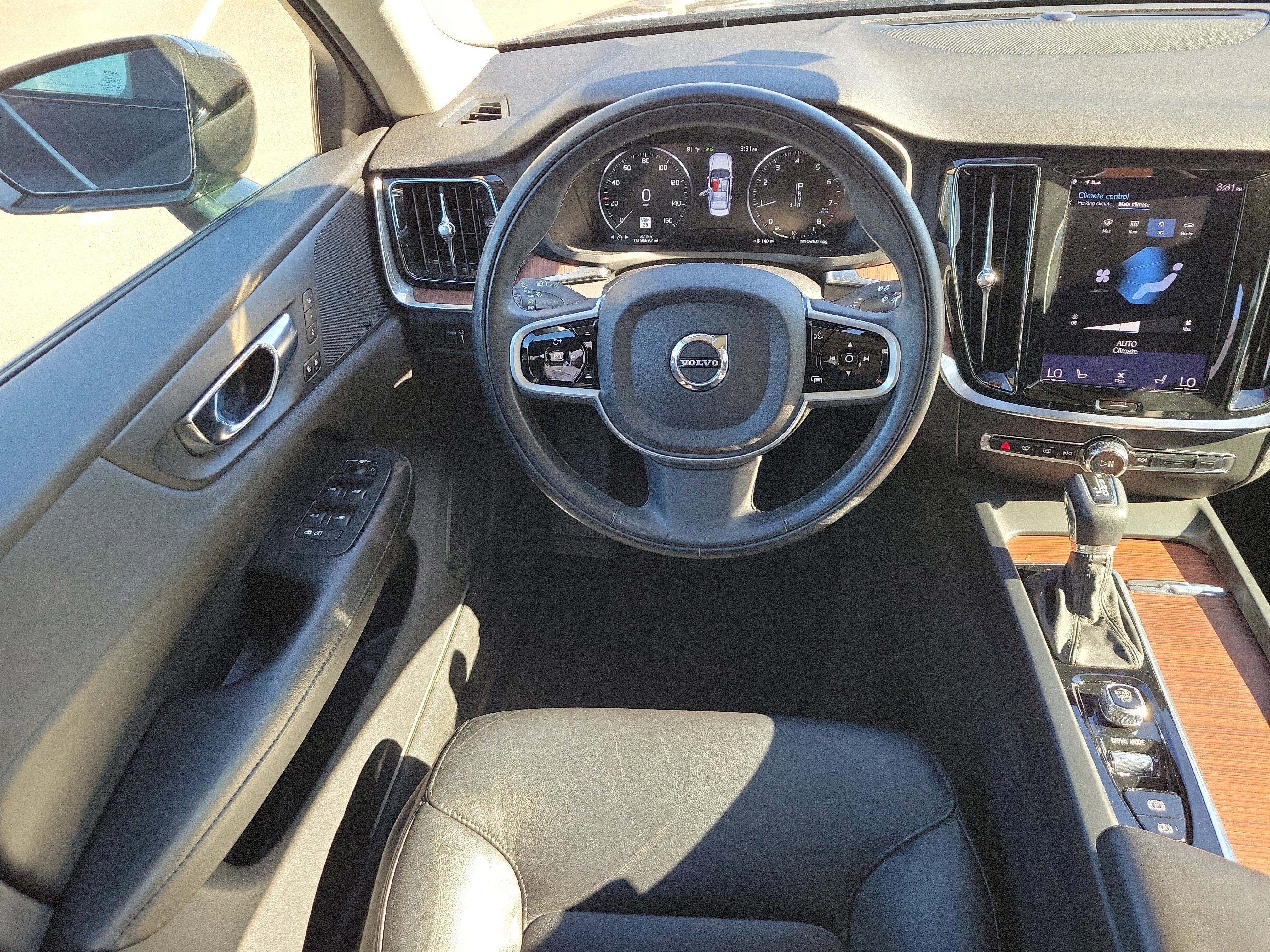 2021 Volvo S60 Momentum