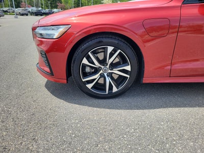 2022 Volvo S60 Recharge Plug-In Hybrid R-Design