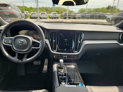 2022 Volvo S60 Recharge Plug-In Hybrid R-Design