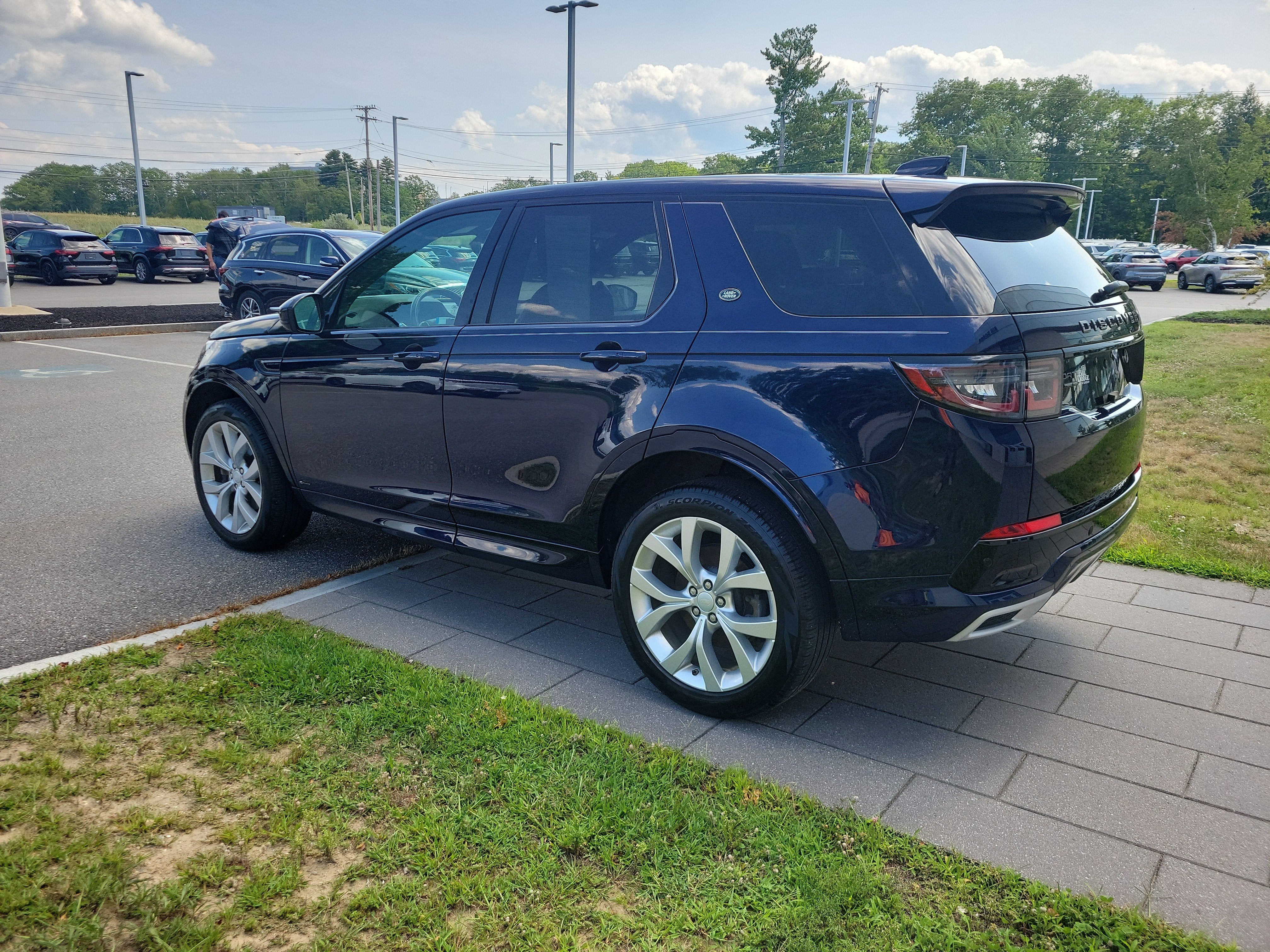 2020 Land Rover Discovery Sport HSE R-Dynamic