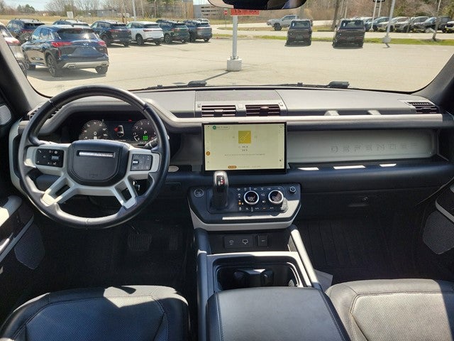 2024 Land Rover Defender X-Dynamic SE