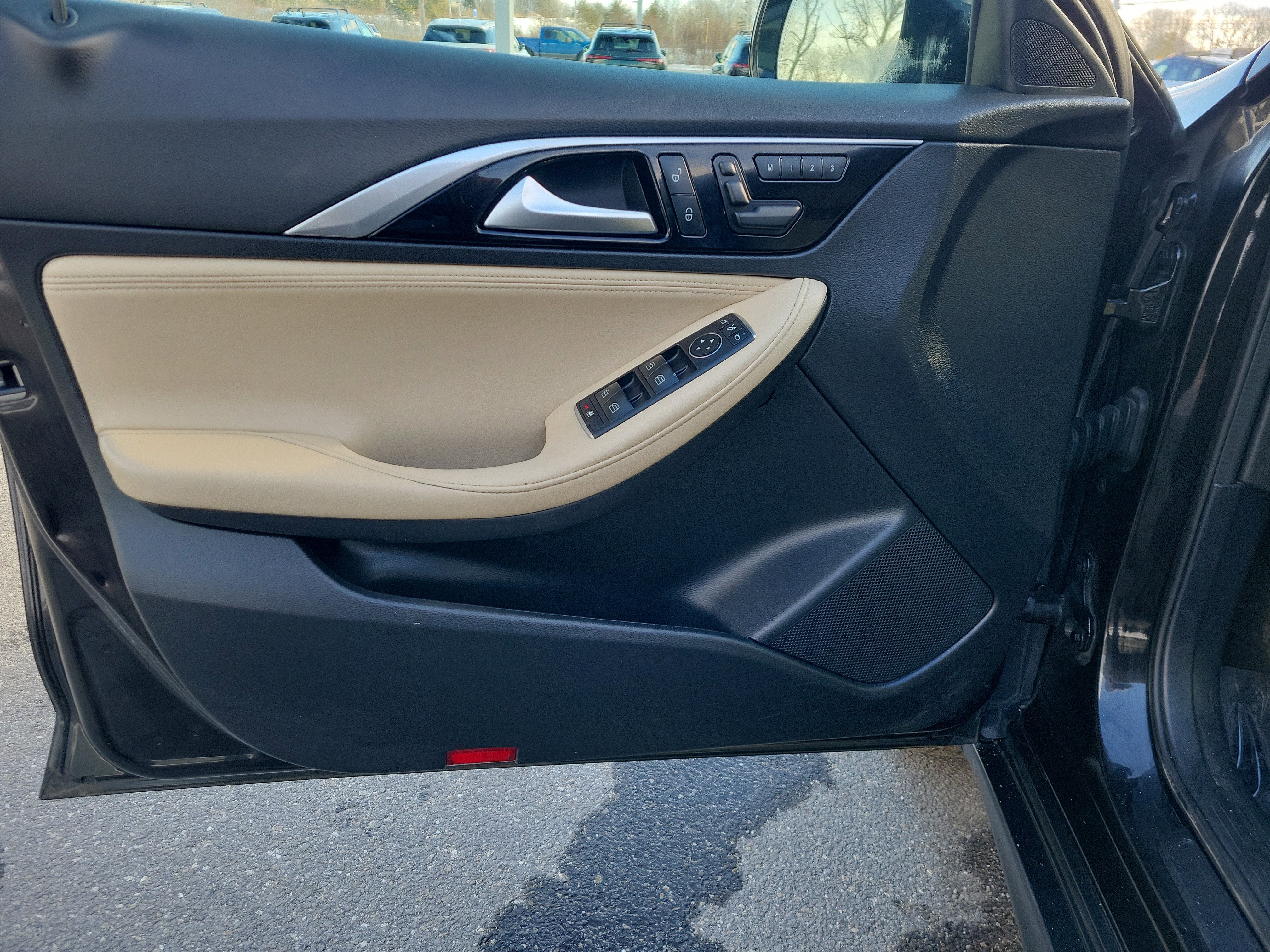 2019 INFINITI QX30 LUXE AWD