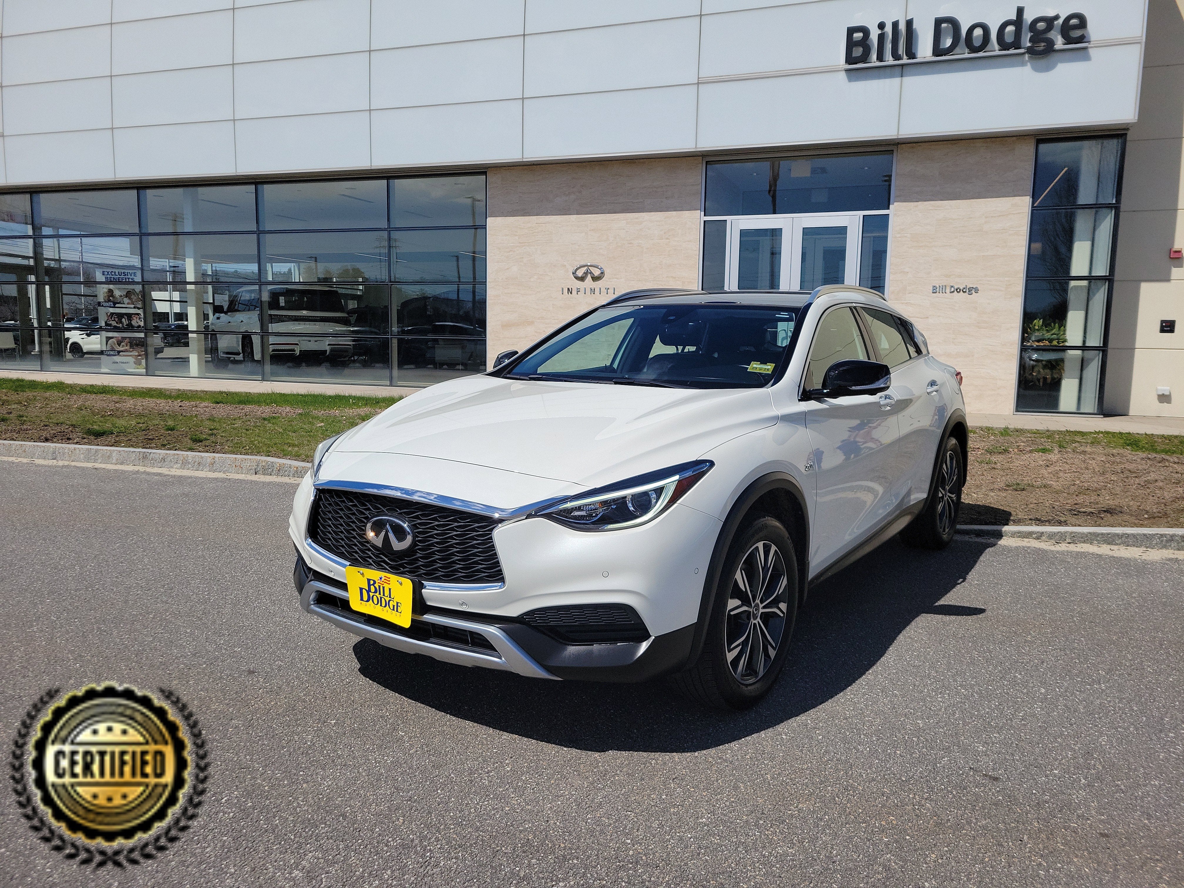 2019 INFINITI QX30 LUXE