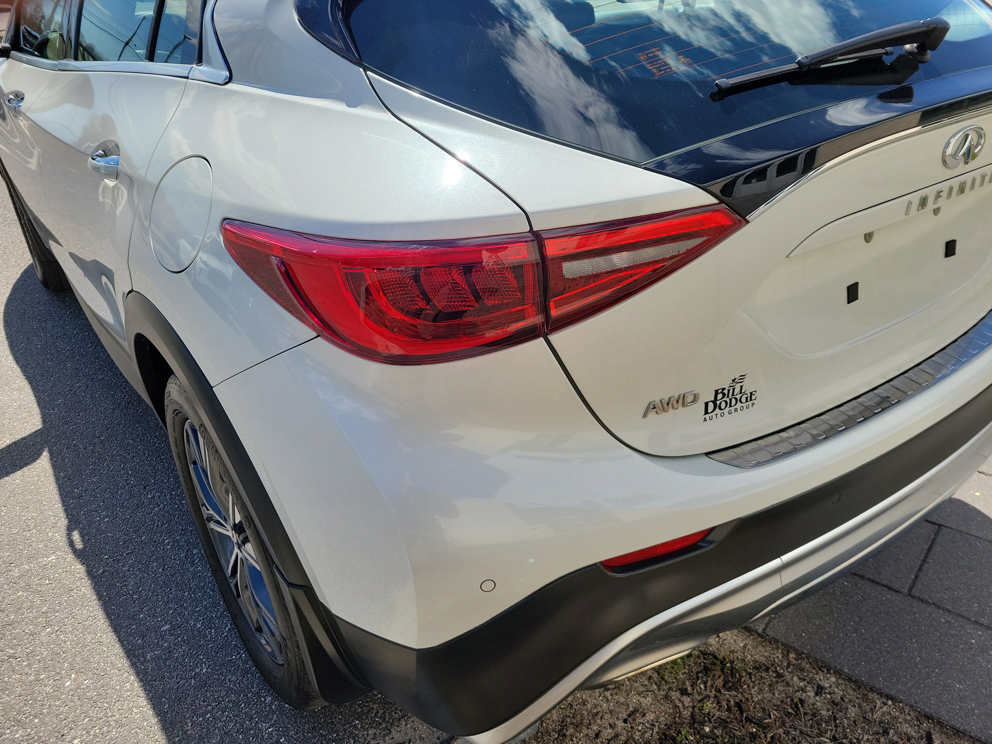 2019 INFINITI QX30 LUXE