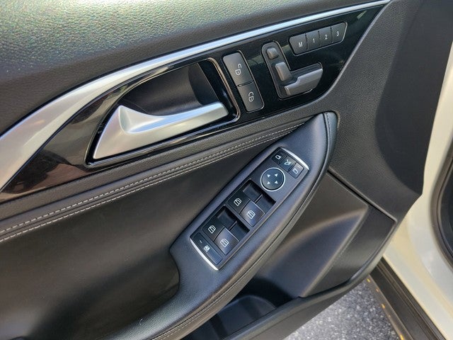 2019 INFINITI QX30 LUXE AWD