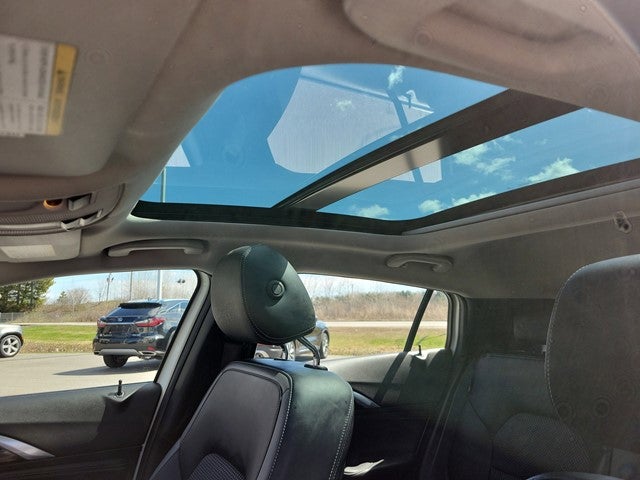 2019 INFINITI QX30 LUXE AWD