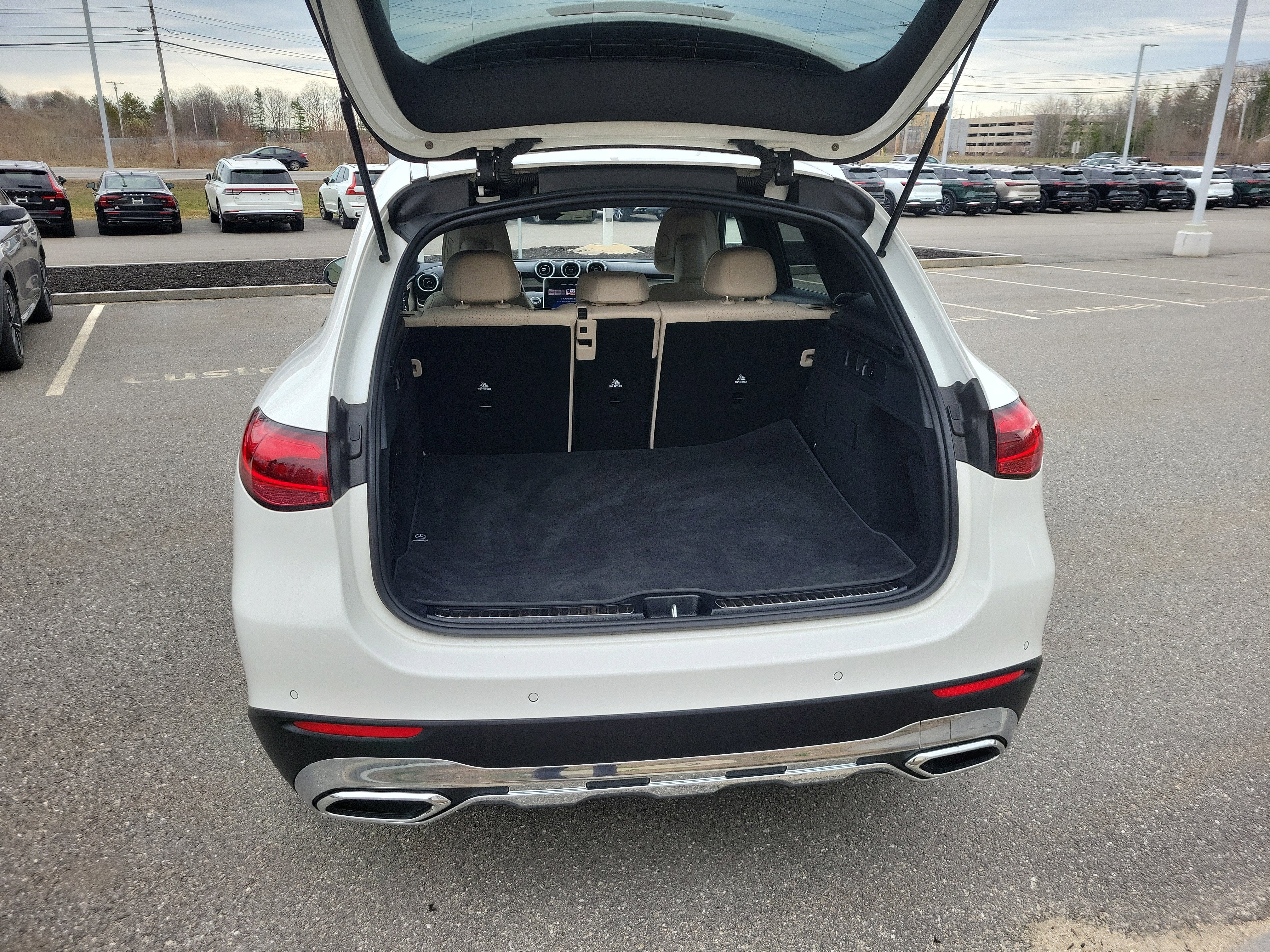 2025 Mercedes-Benz GLC GLC 300