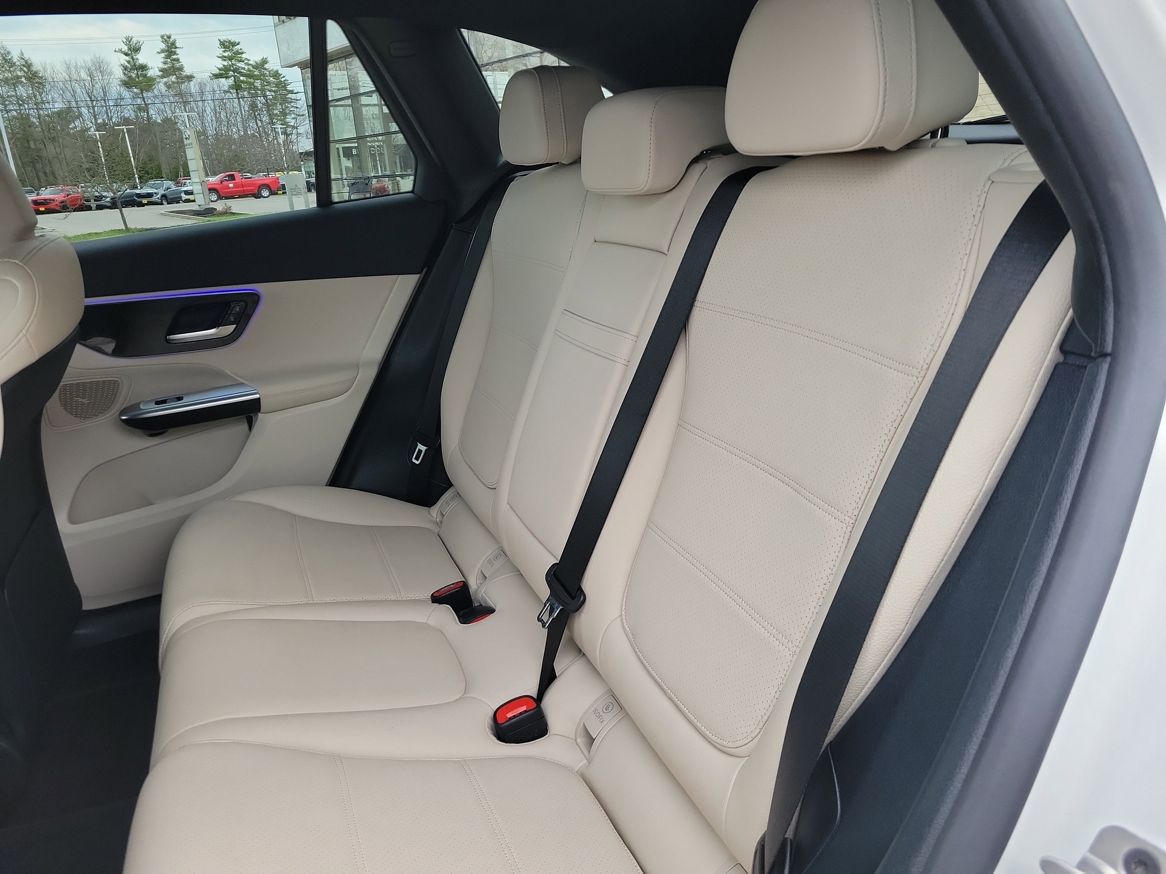 2025 Mercedes-Benz GLC GLC 300