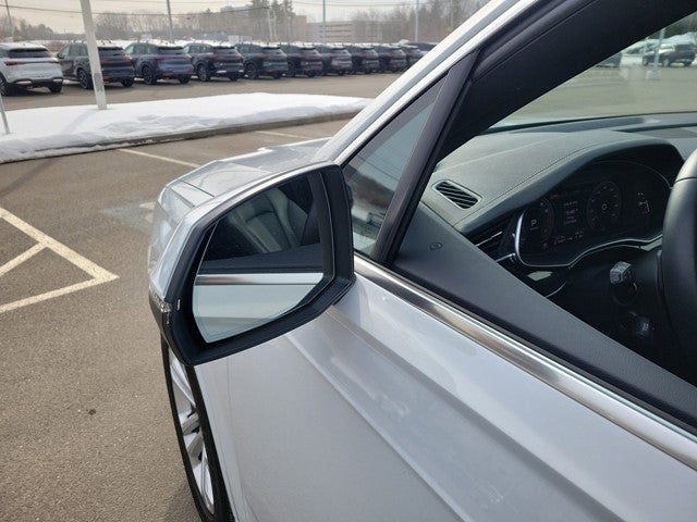 2025 Audi Q7 Premium