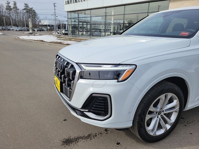 2025 Audi Q7 Premium