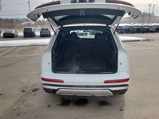2025 Audi Q7 Premium