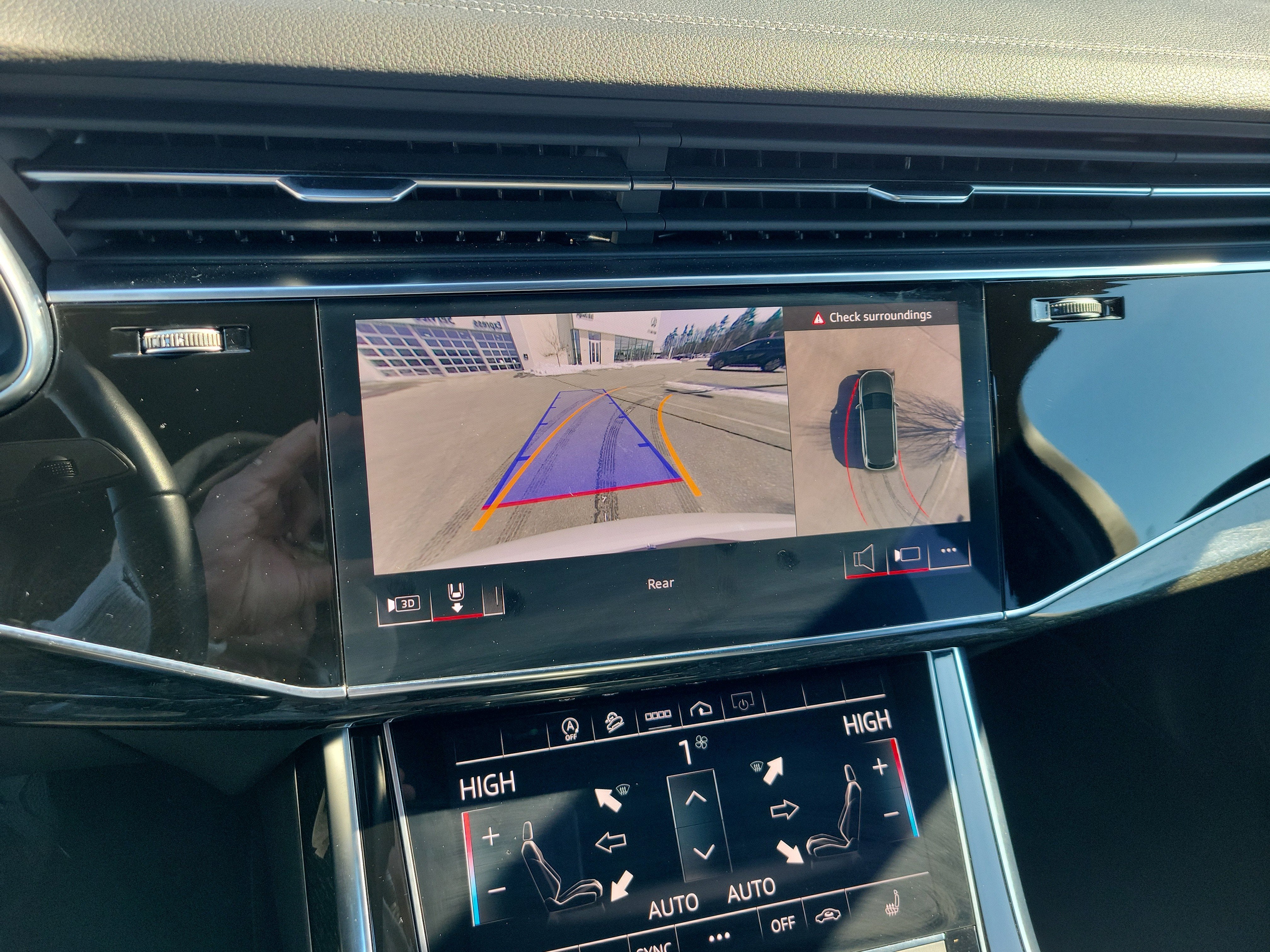 2025 Audi Q7 Premium