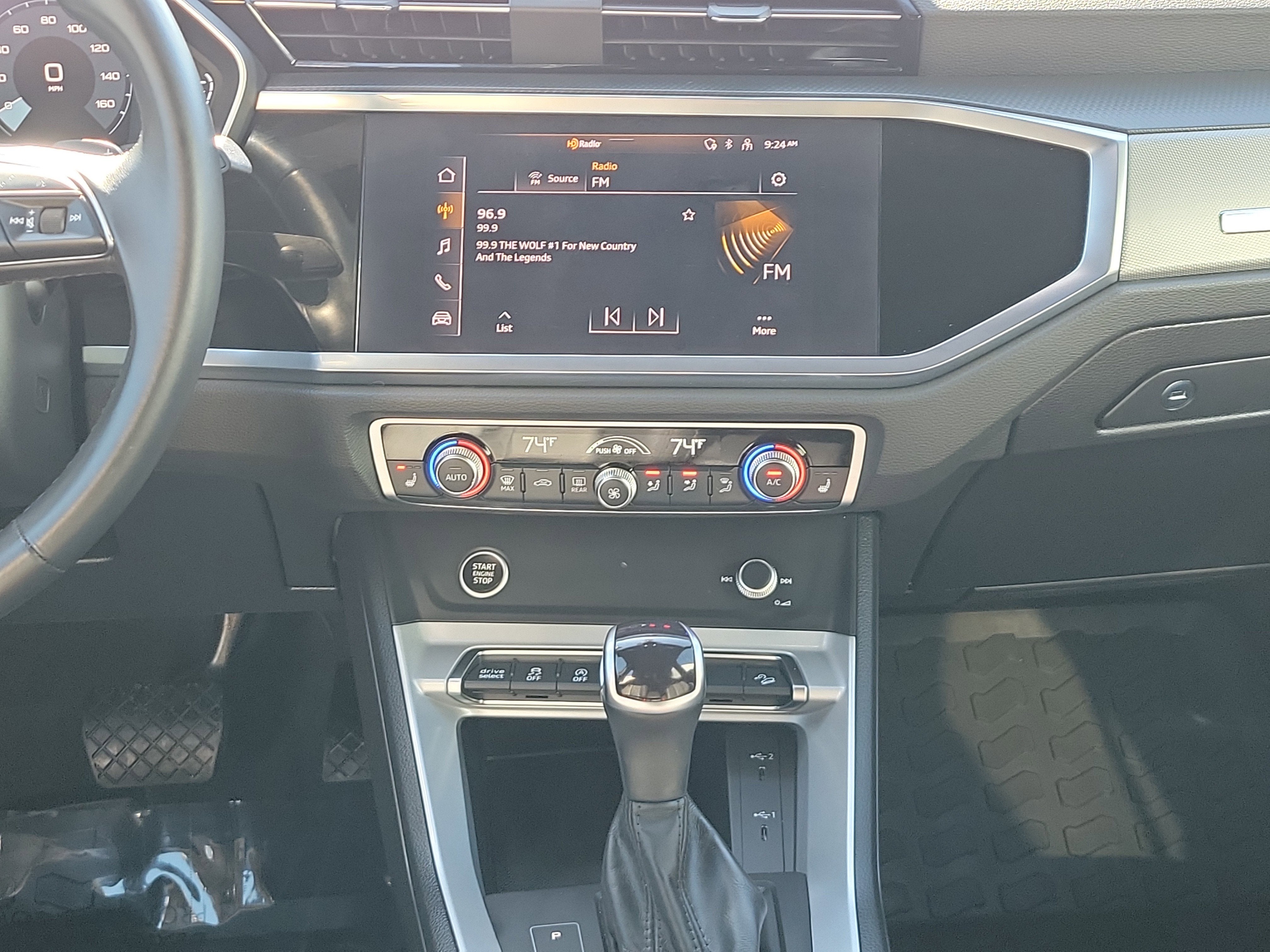 2022 Audi Q3 S line Premium