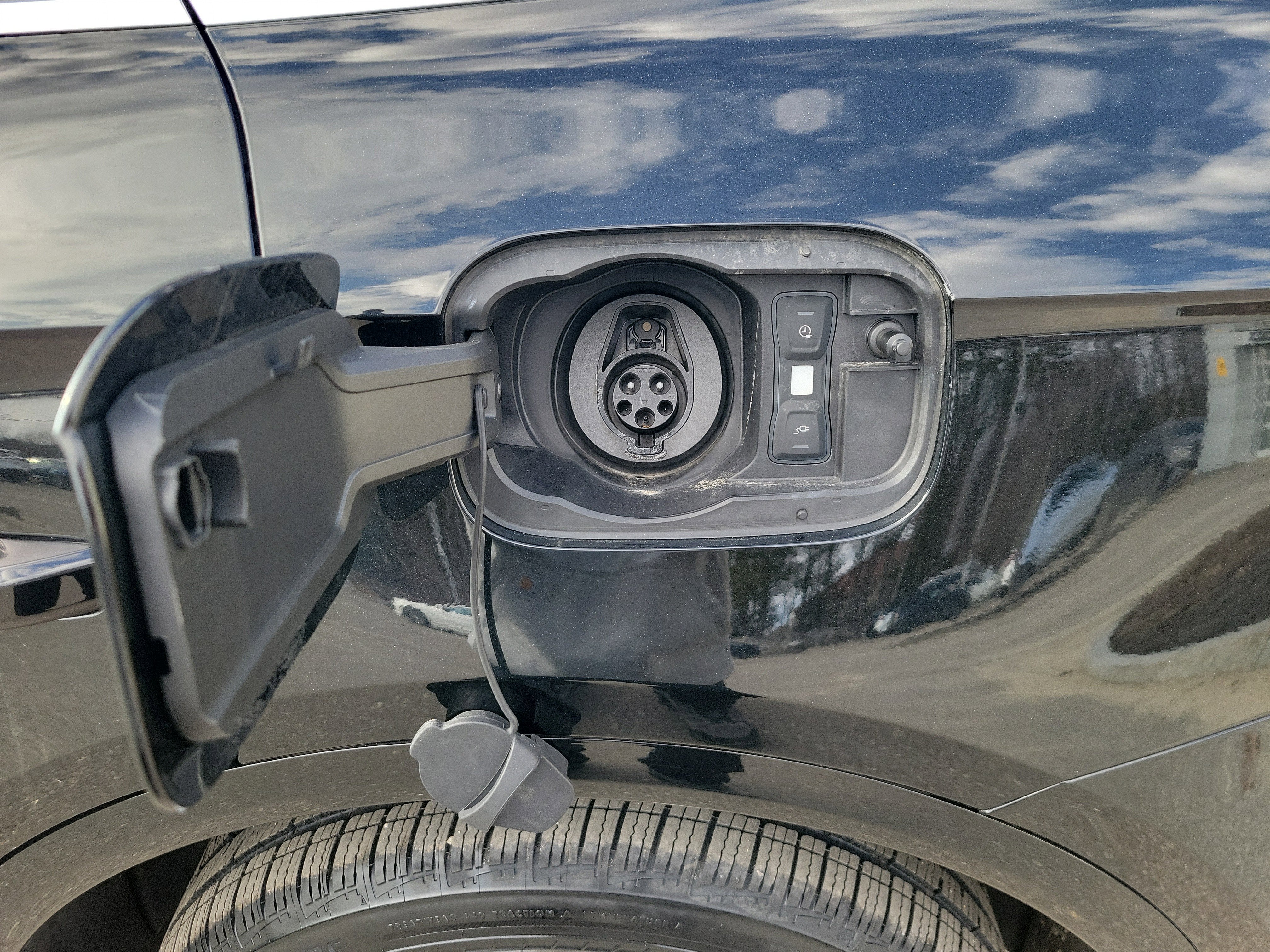 2025 Audi Q5 S line Premium Plus