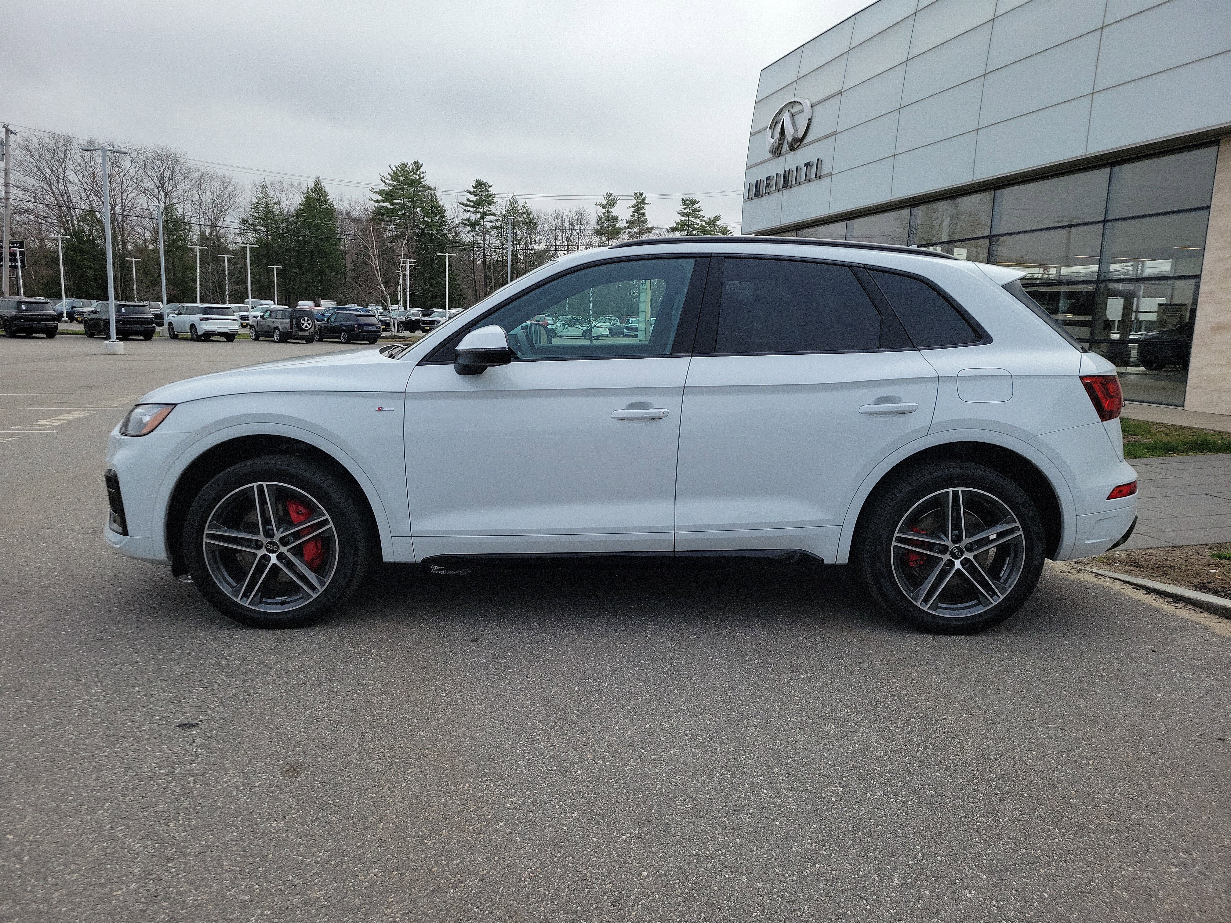 2024 Audi Q5 S line Premium Plus