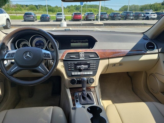 2014 Mercedes-Benz C-Class 4dr Sdn C 300 Luxury 4MATIC®