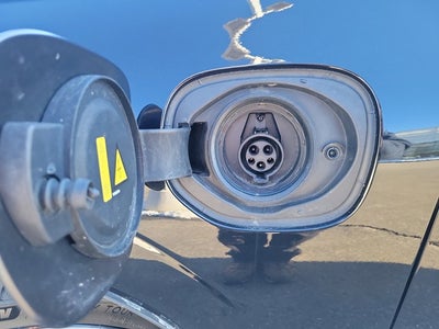 2022 Volvo XC60 Recharge Plug-In Hybrid R-Design