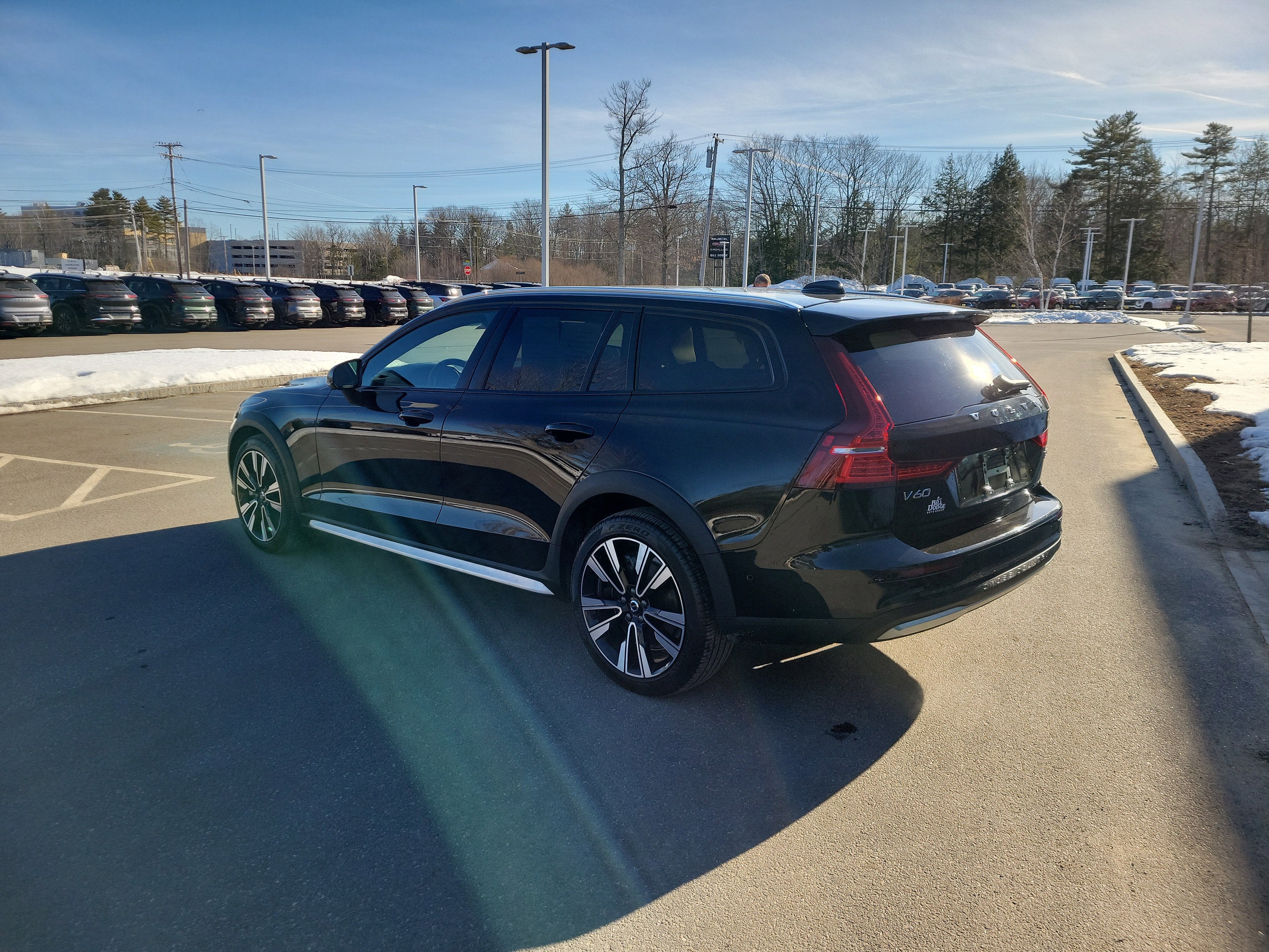 2024 Volvo V60 Cross Country Ultimate