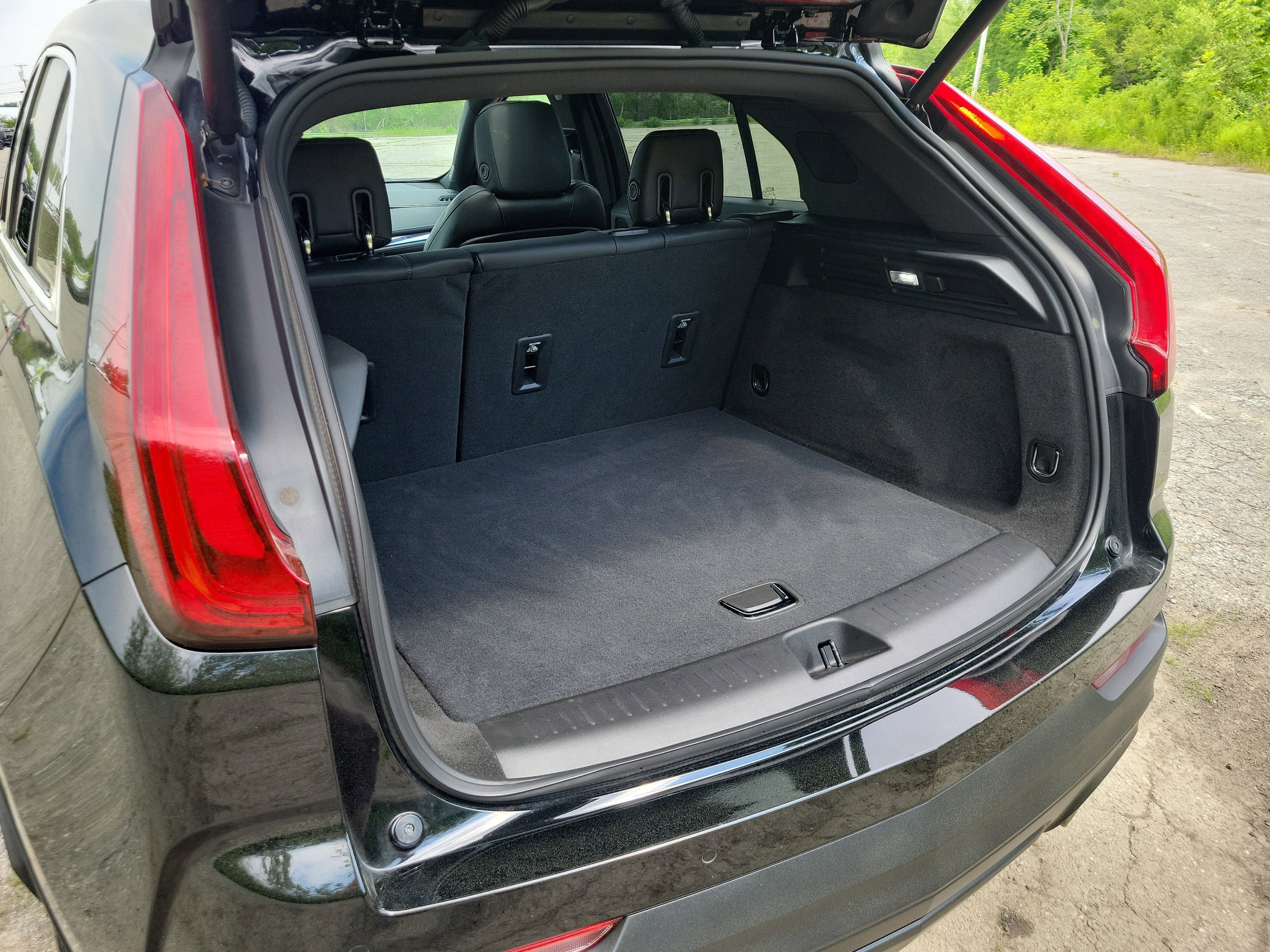 2022 Cadillac XT4 Luxury