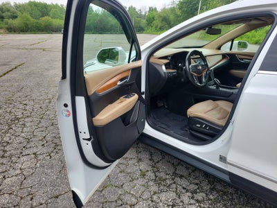 2019 Cadillac XT5 Platinum AWD