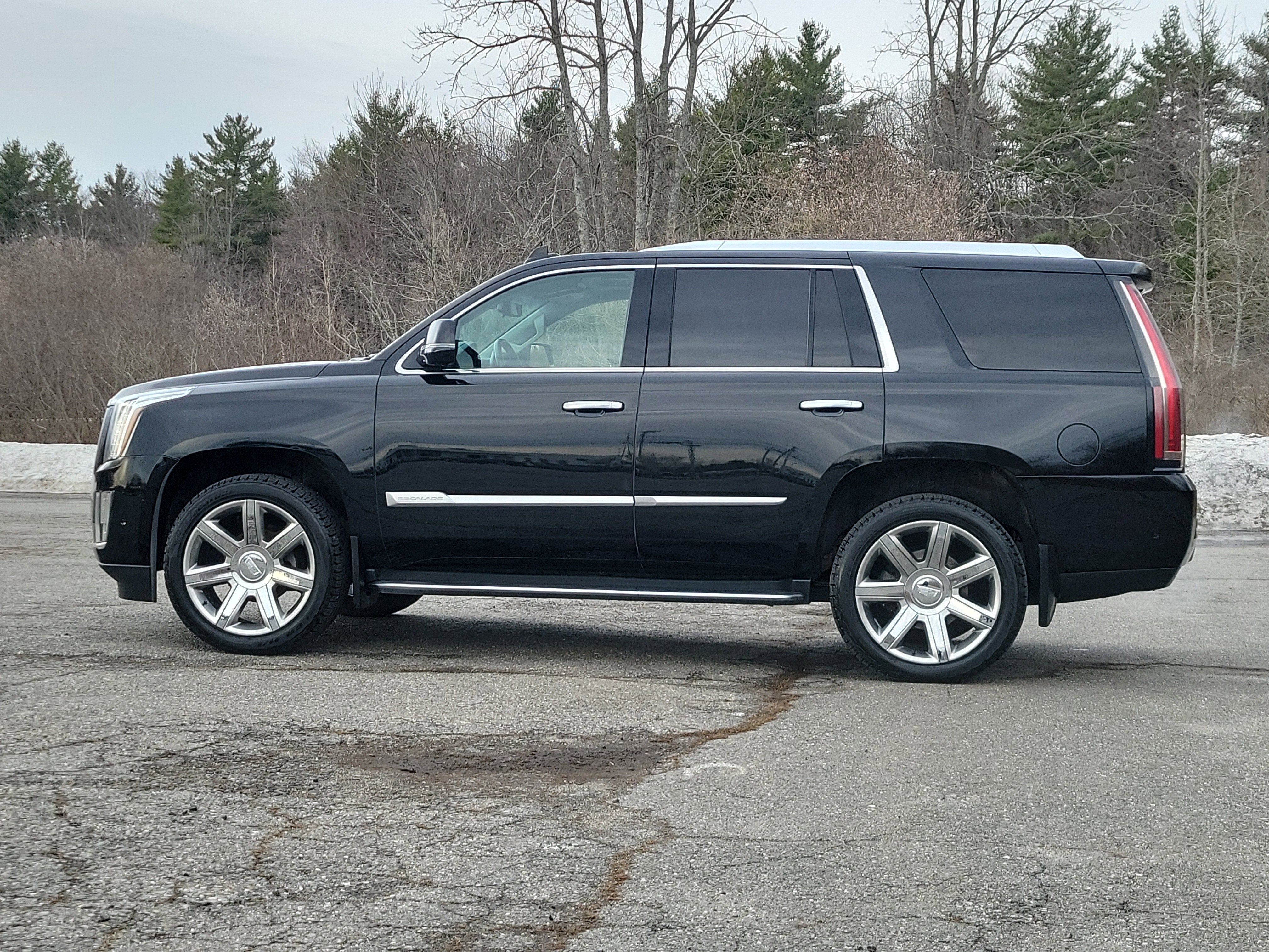 2019 Cadillac Escalade Luxury