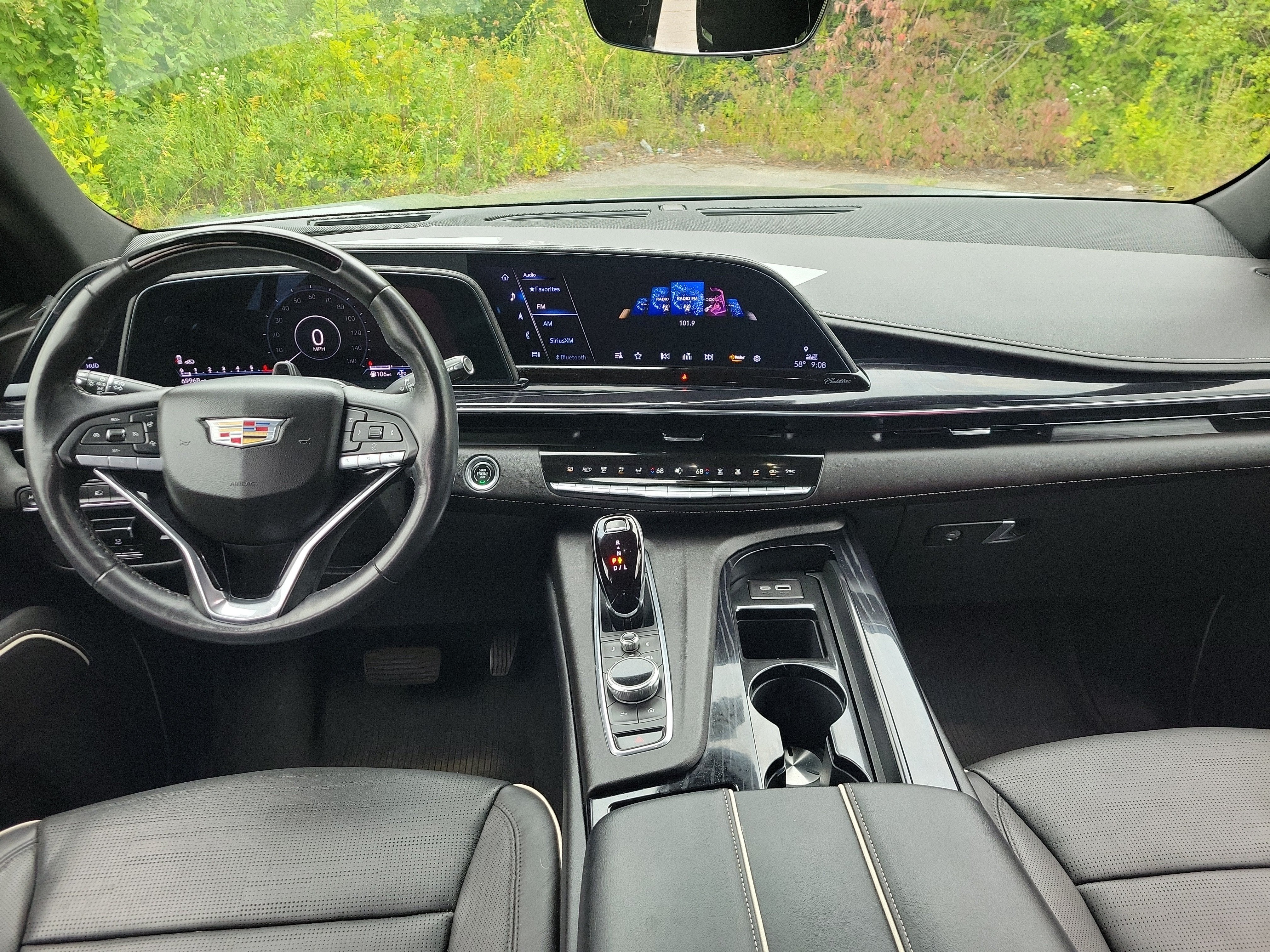 2023 Cadillac Escalade 4WD Sport
