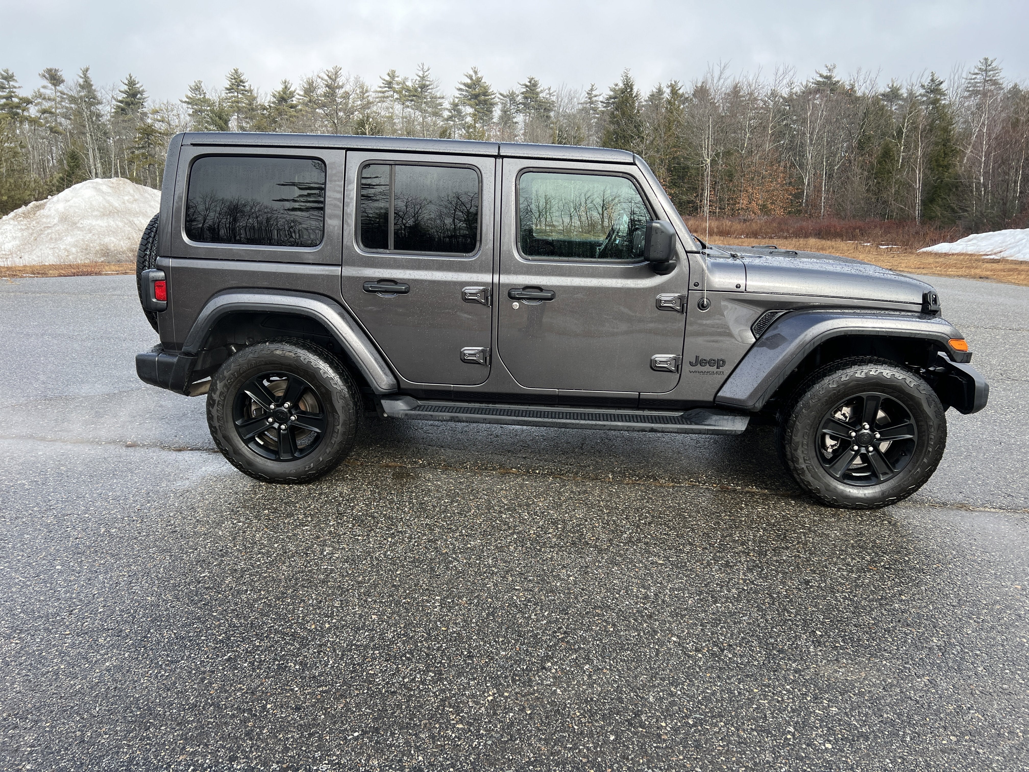2021 Jeep Wrangler Unlimited Sahara Altitude 4x4