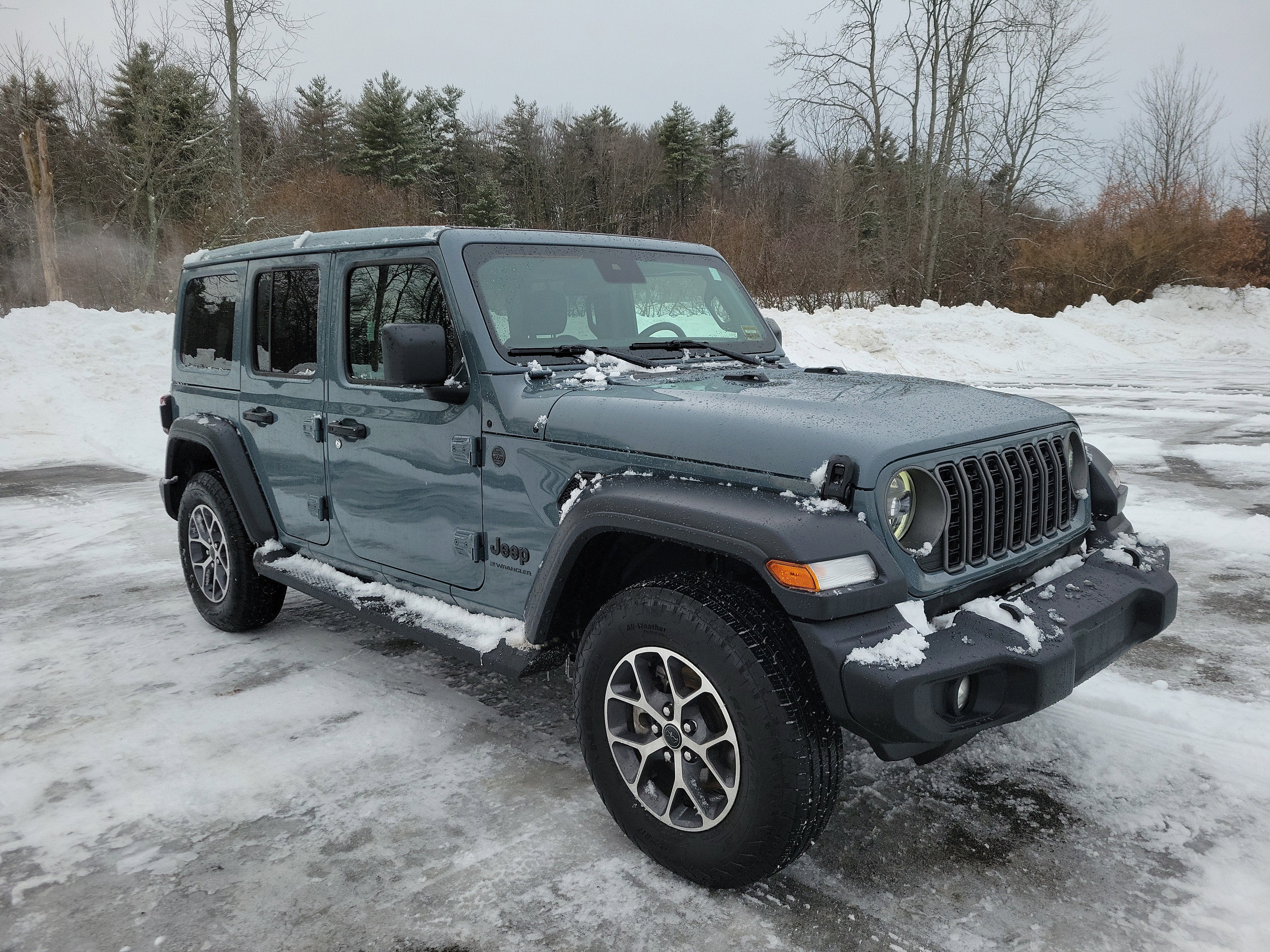 2025 Jeep Wrangler 4-Door Summit 4x4