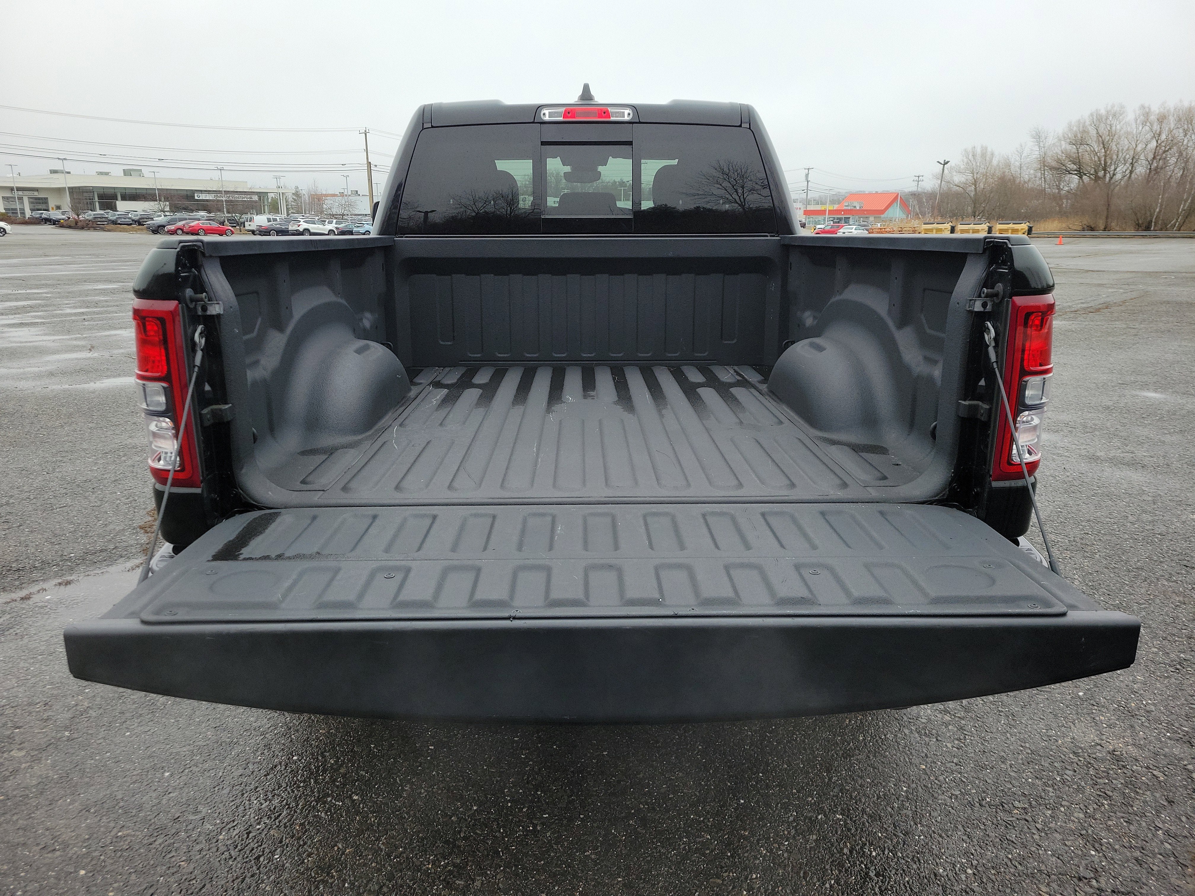 2022 RAM 1500 Big Horn Quad Cab 4x4 6'4" Box