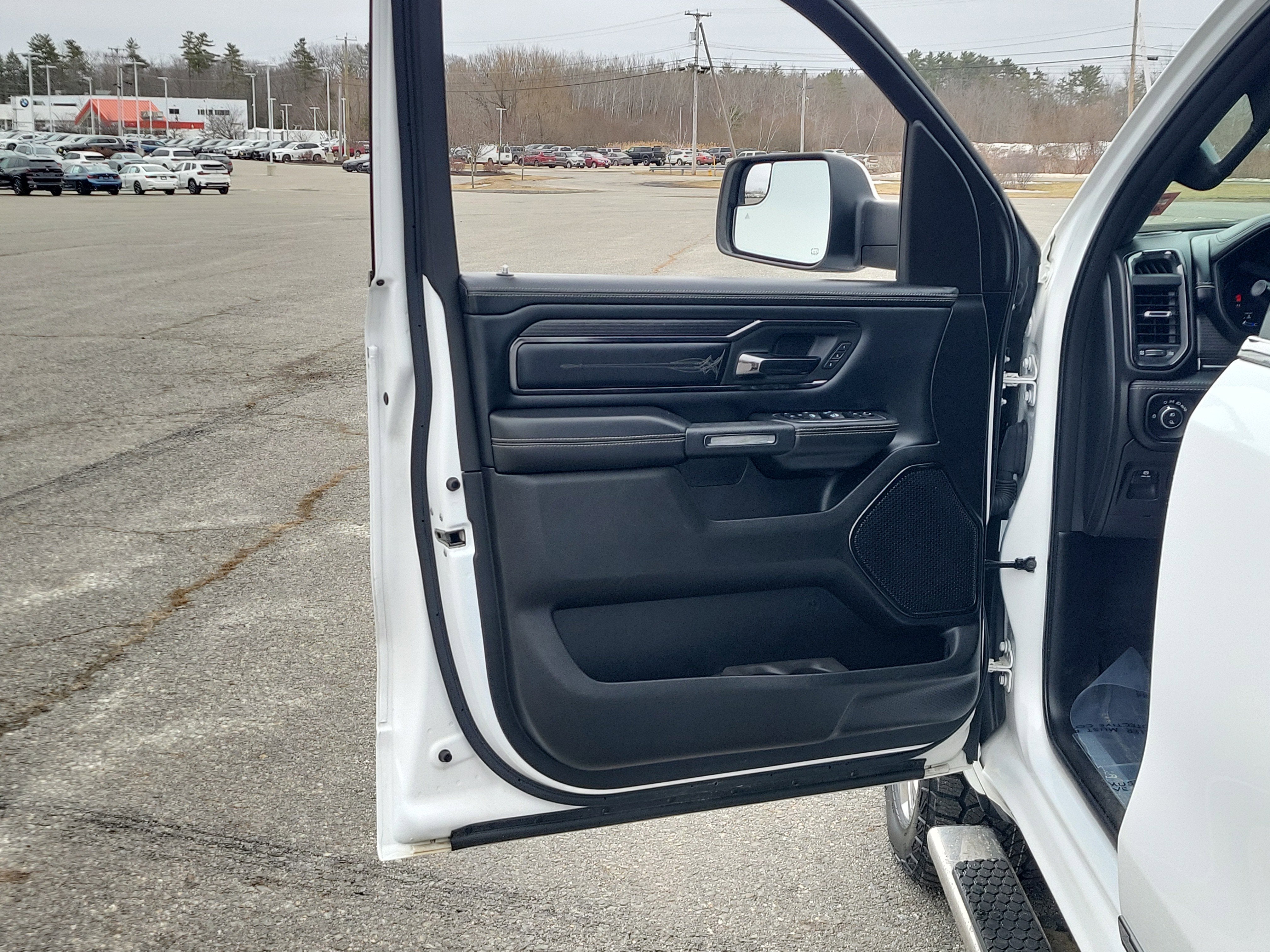 2023 RAM 1500 Limited Crew Cab 4x4 5'7" Box