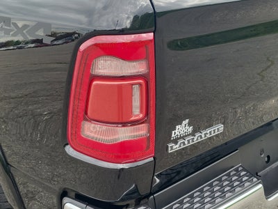 2022 RAM 1500 Laramie Crew Cab 4x4 5'7" Box