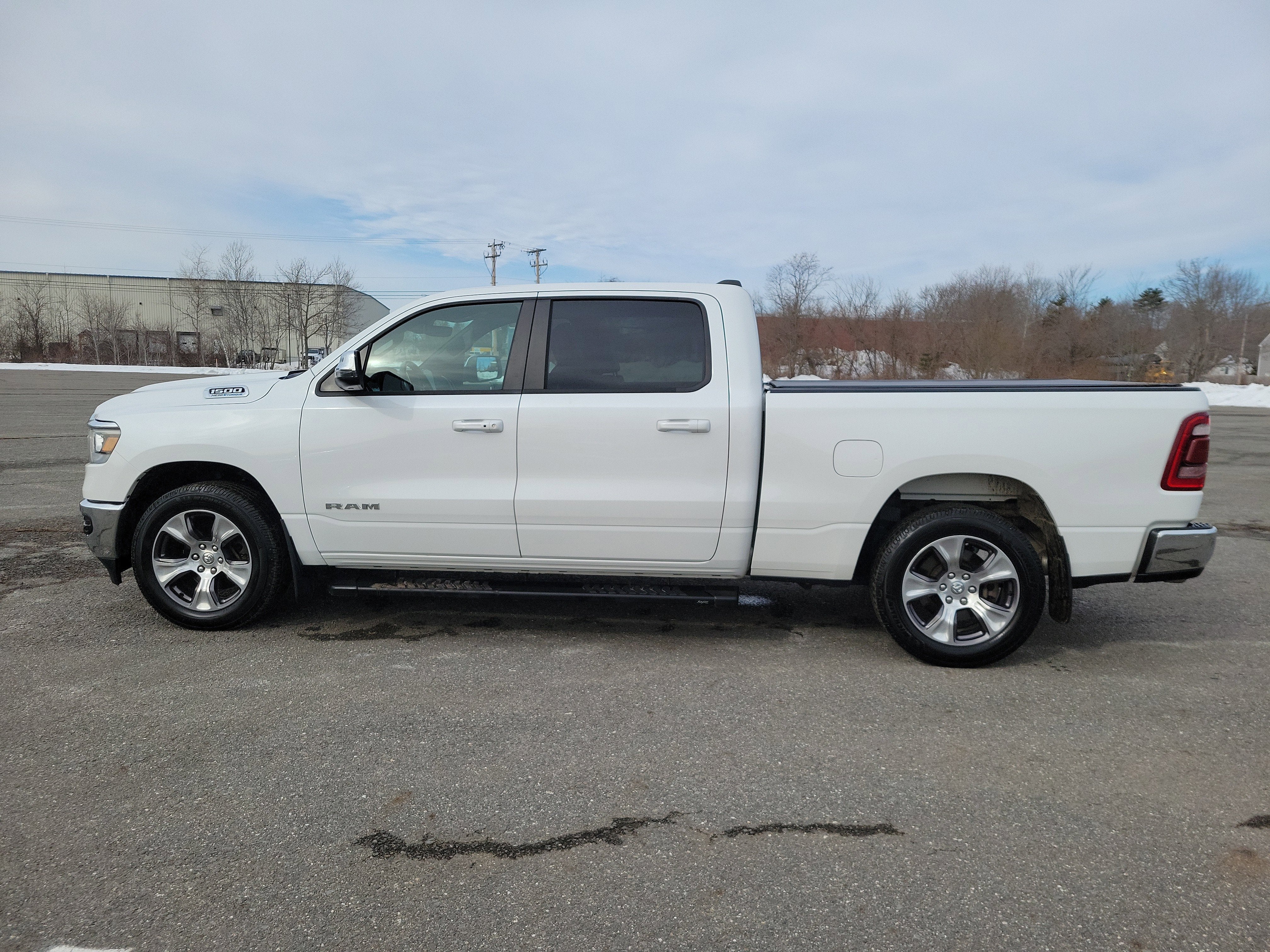 2023 RAM 1500 Laramie Crew Cab 4x4 6'4" Box