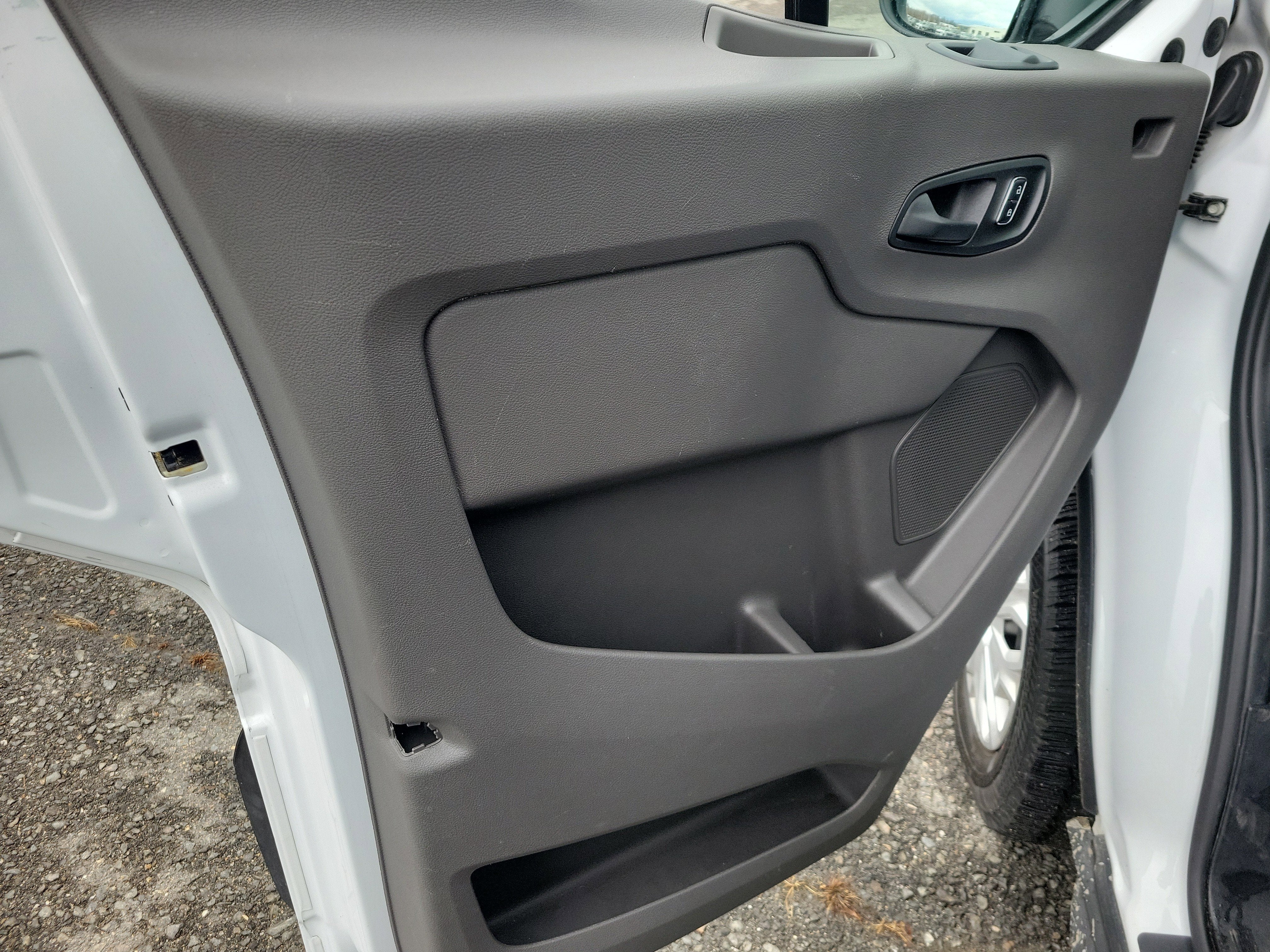 2023 Ford Transit Passenger Wagon XL