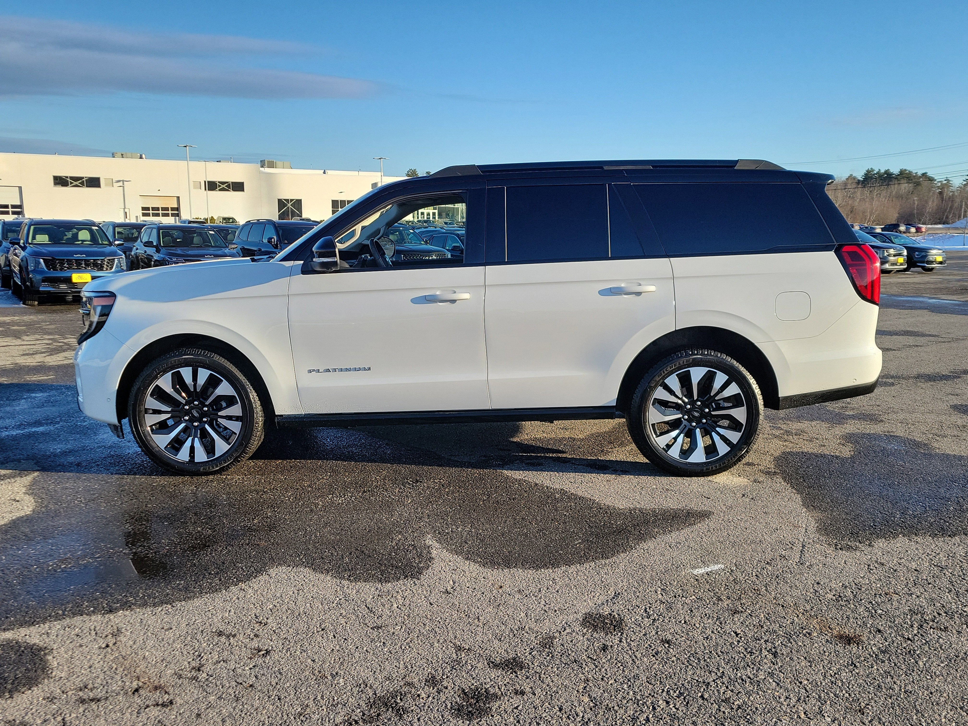 2025 Ford Expedition Platinum