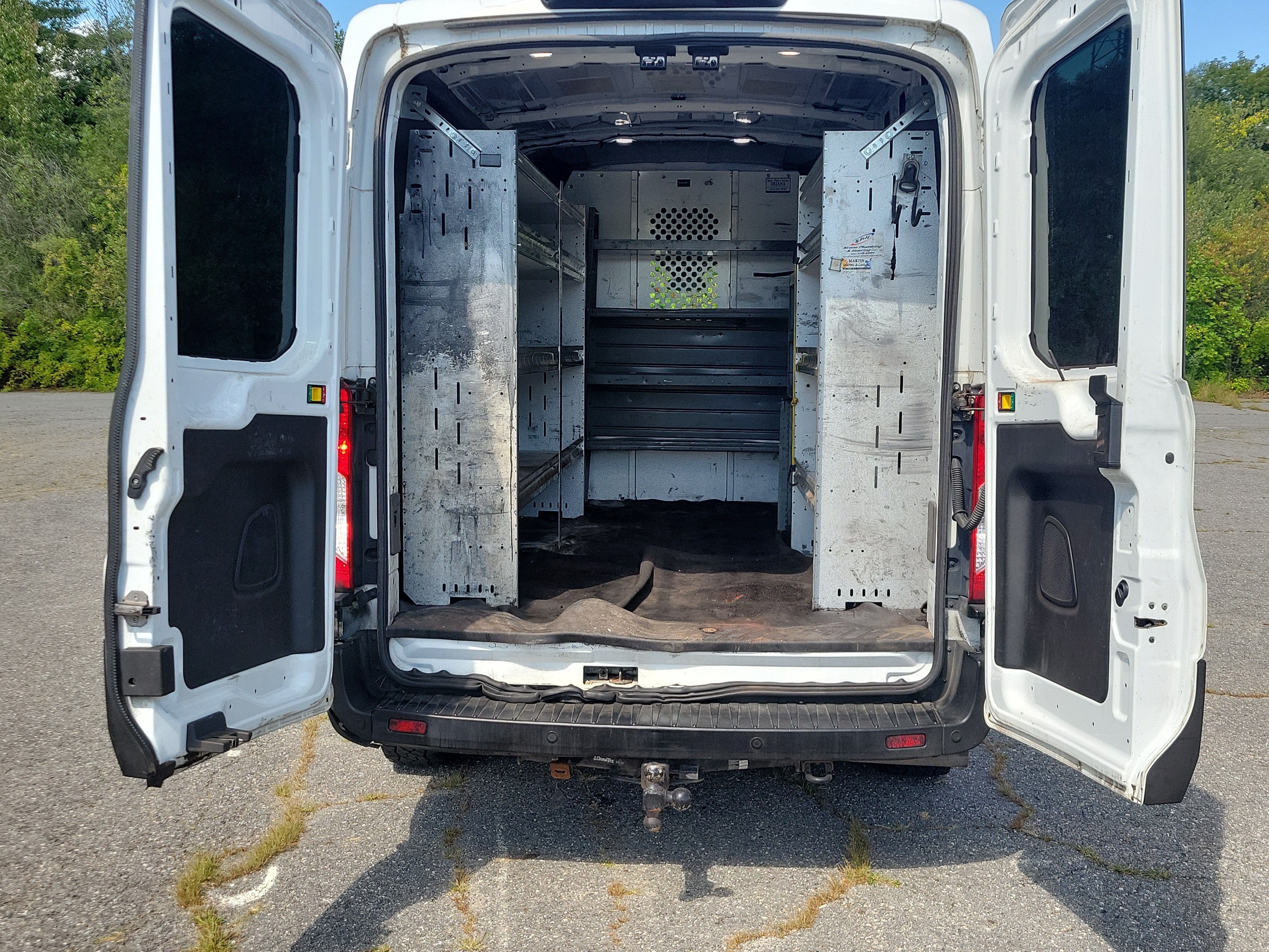2020 Ford Transit-250 Cargo Van T-250 130" Med Rf 9070 GVWR RWD