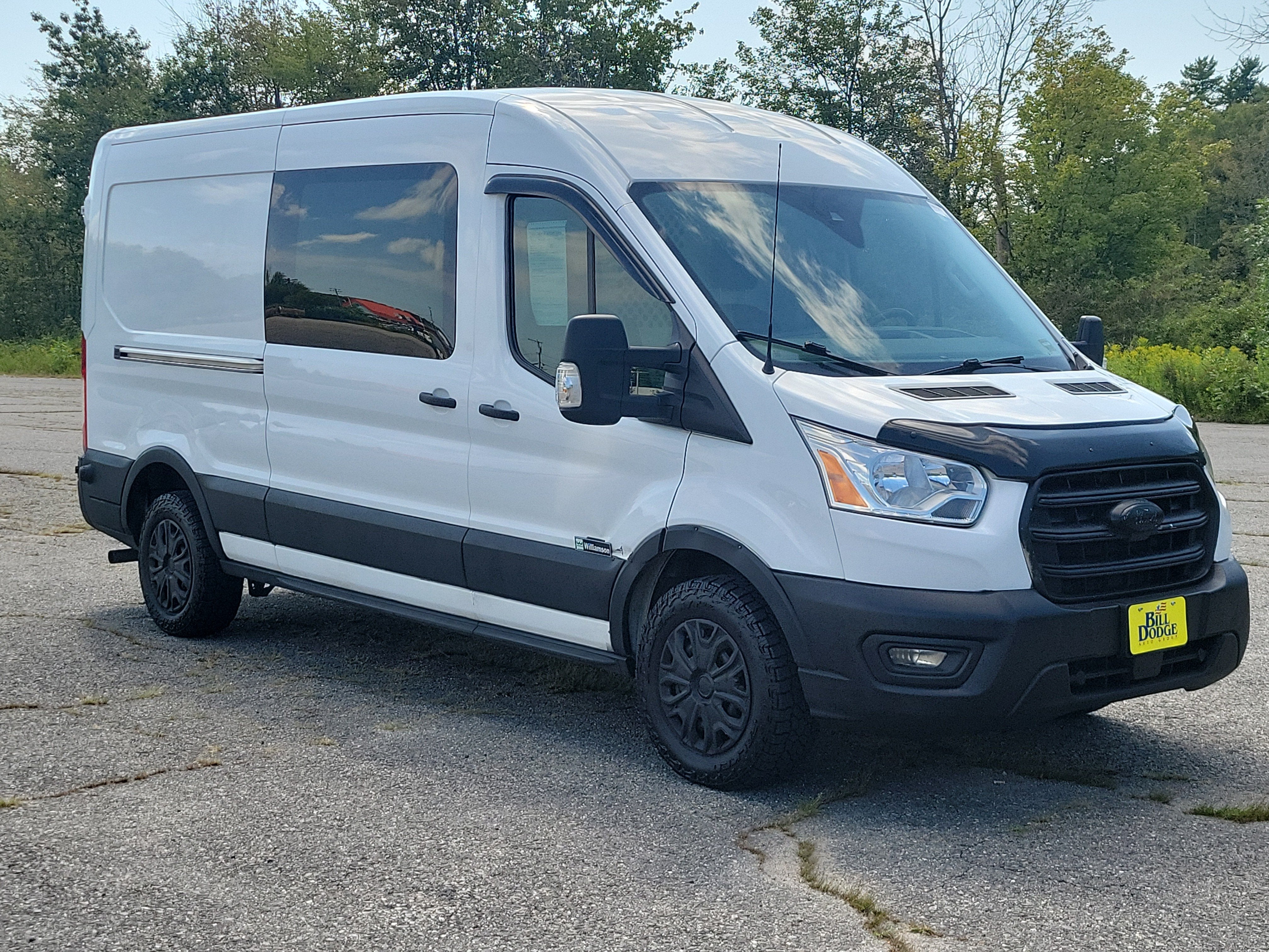 2020 Ford Transit-250 Cargo Van T-250 130" Med Rf 9070 GVWR RWD