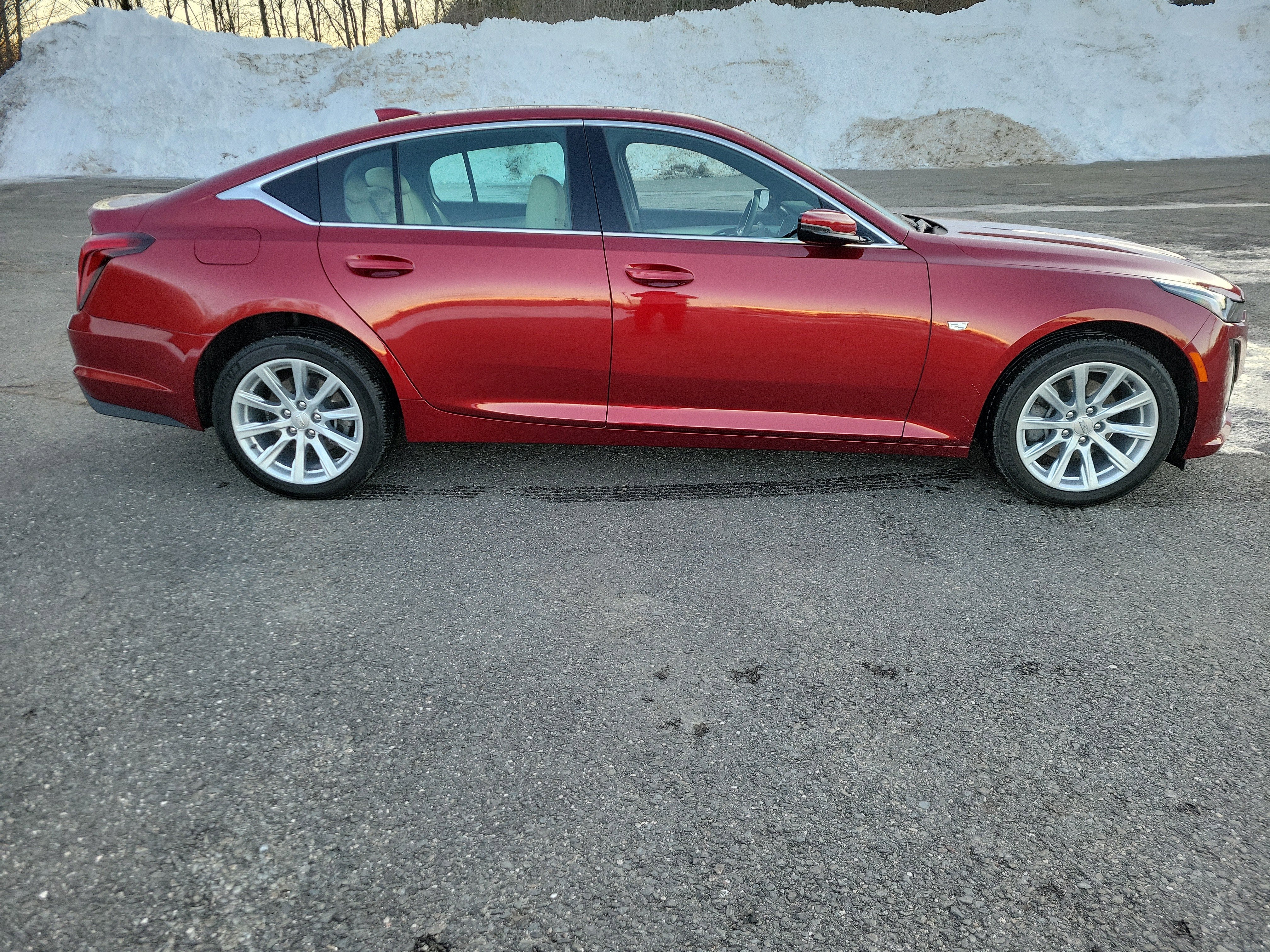 2023 Cadillac CT5 Luxury