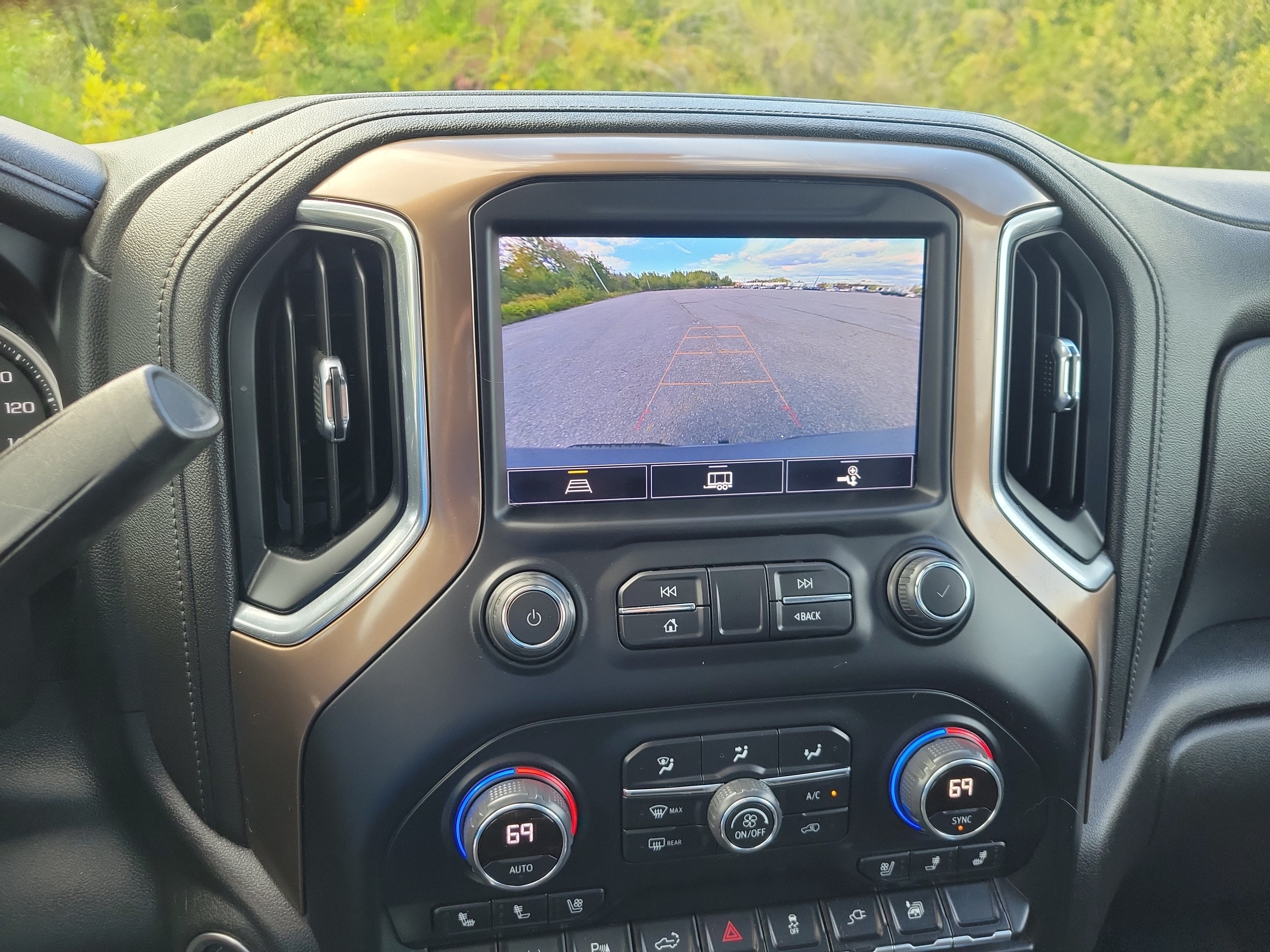 2022 Chevrolet Silverado 1500 LTD High Country