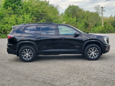2024 GMC Acadia AT4