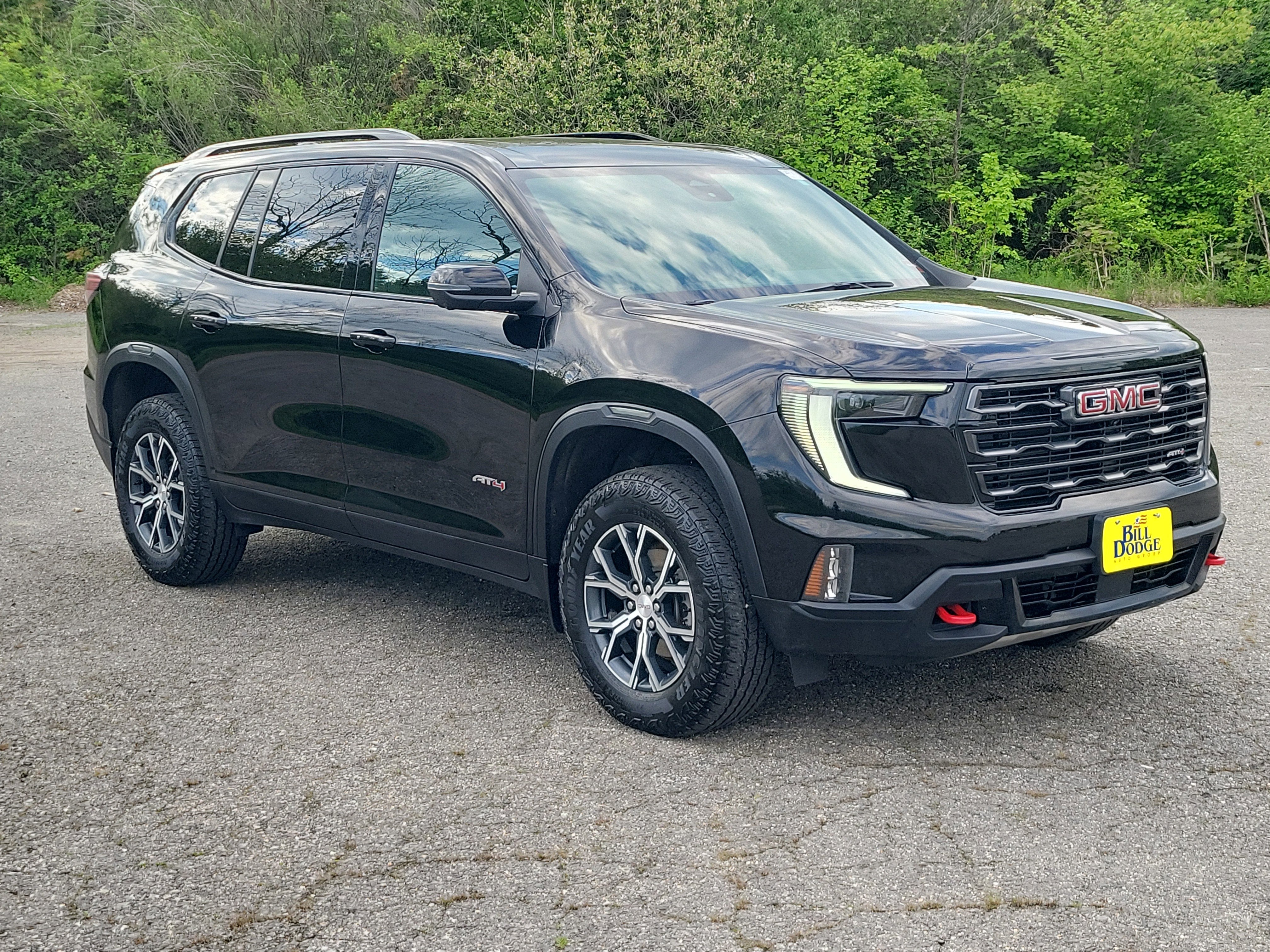2024 GMC Acadia AT4