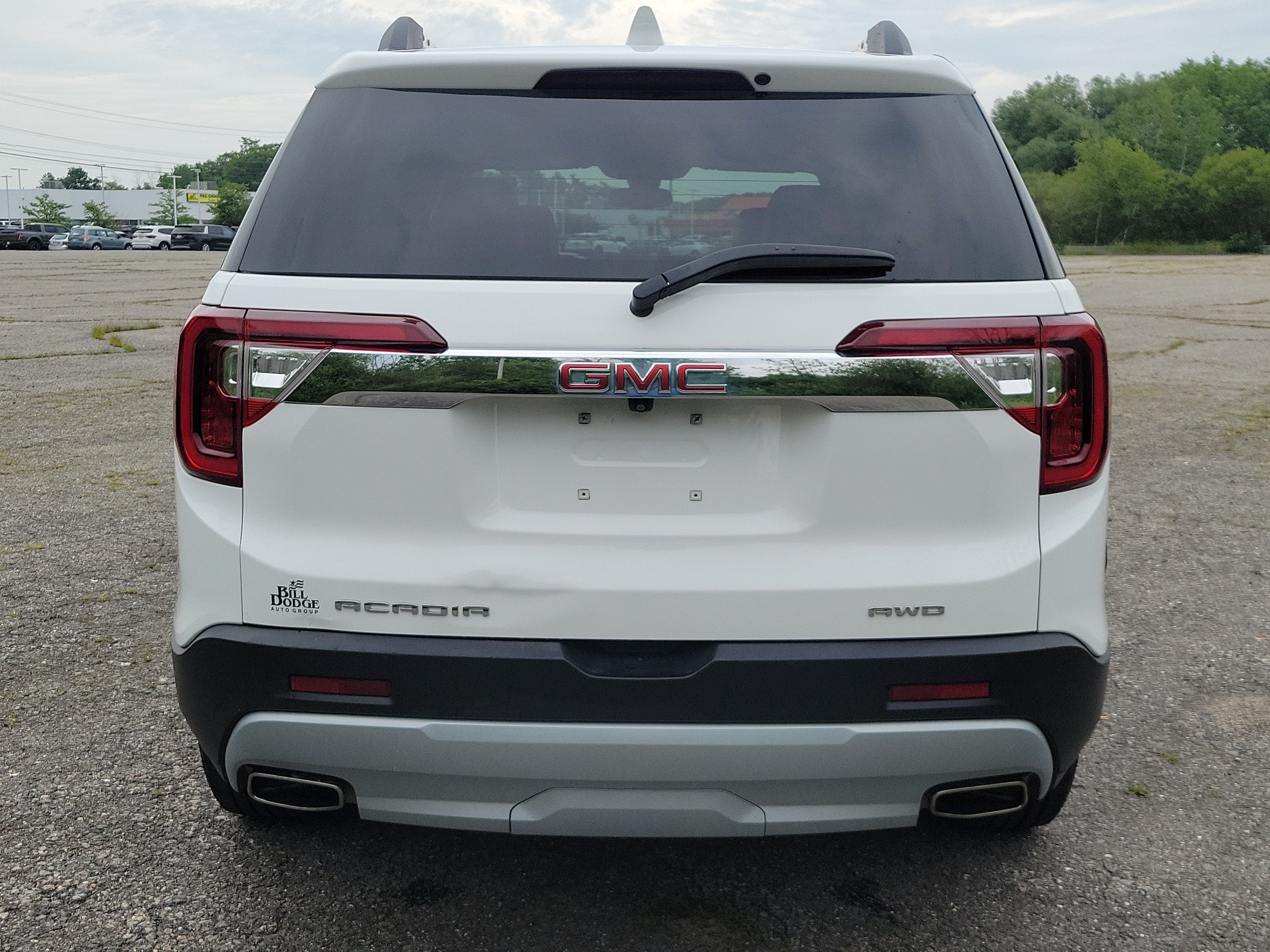 2023 GMC Acadia SLT